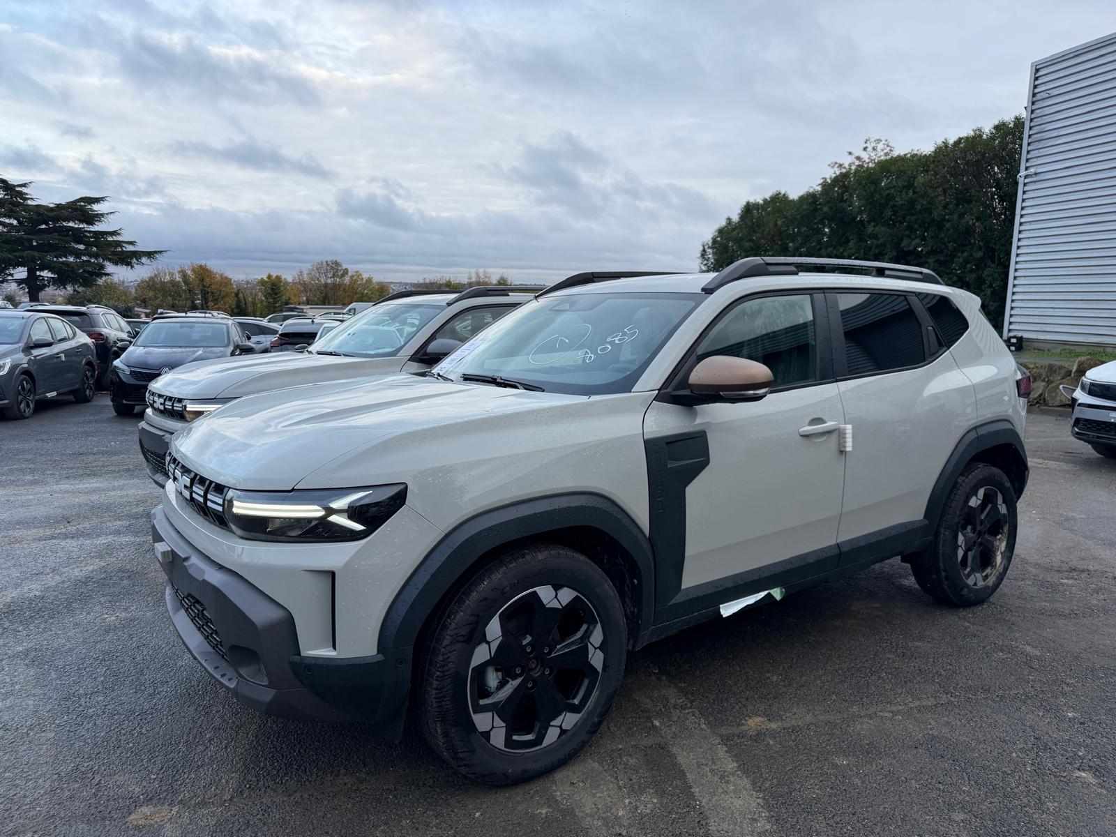 Achat DACIA DUSTER NEW EXTREME 1.3 TCE 150 CH 2026 en France pour importation en Algérie (Neuf). Spécialiste Export -3 ans, CCR, Mujahid chez DJ CAR. Réf am2is0gw