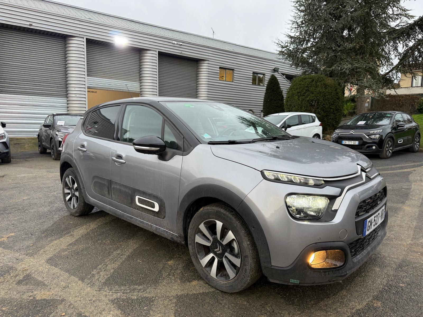 Achat CITROEN C3 SHINE 1.2 PURETECH 83 CH BVM5 2023 en France pour importation en Algérie (Occasion). Spécialiste Export -3 ans, CCR, Mujahid chez DJ CAR. Réf t9nf5el6w