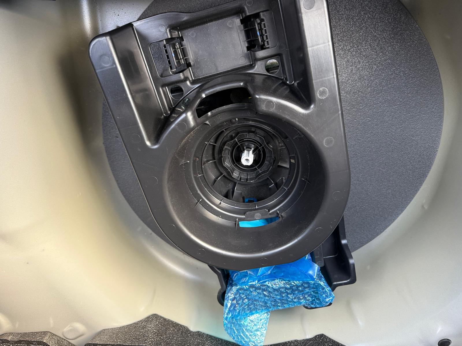 Achat PEUGEOT 208 ALLURE 1.2 PURETECH 100 CH 2024 en France pour importation en Algérie (Occasion). Spécialiste Export -3 ans, CCR, Mujahid chez DJ CAR. Réf 5yhfzw6