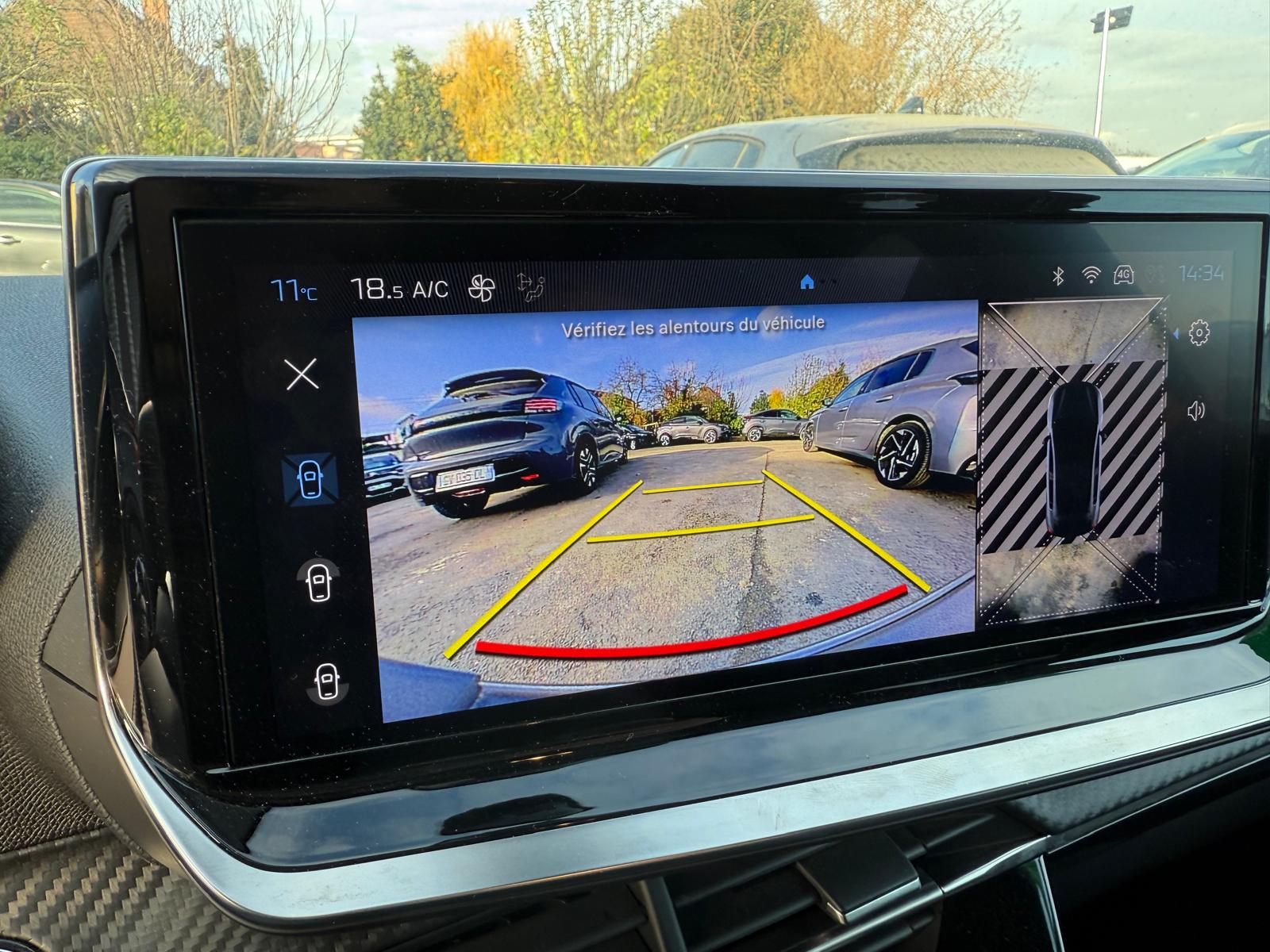 Achat PEUGEOT 208 ALLURE 1.2 PURETECH 100 CH 2024 en France pour importation en Algérie (Occasion). Spécialiste Export -3 ans, CCR, Mujahid chez DJ CAR. Réf 5yhfzw6