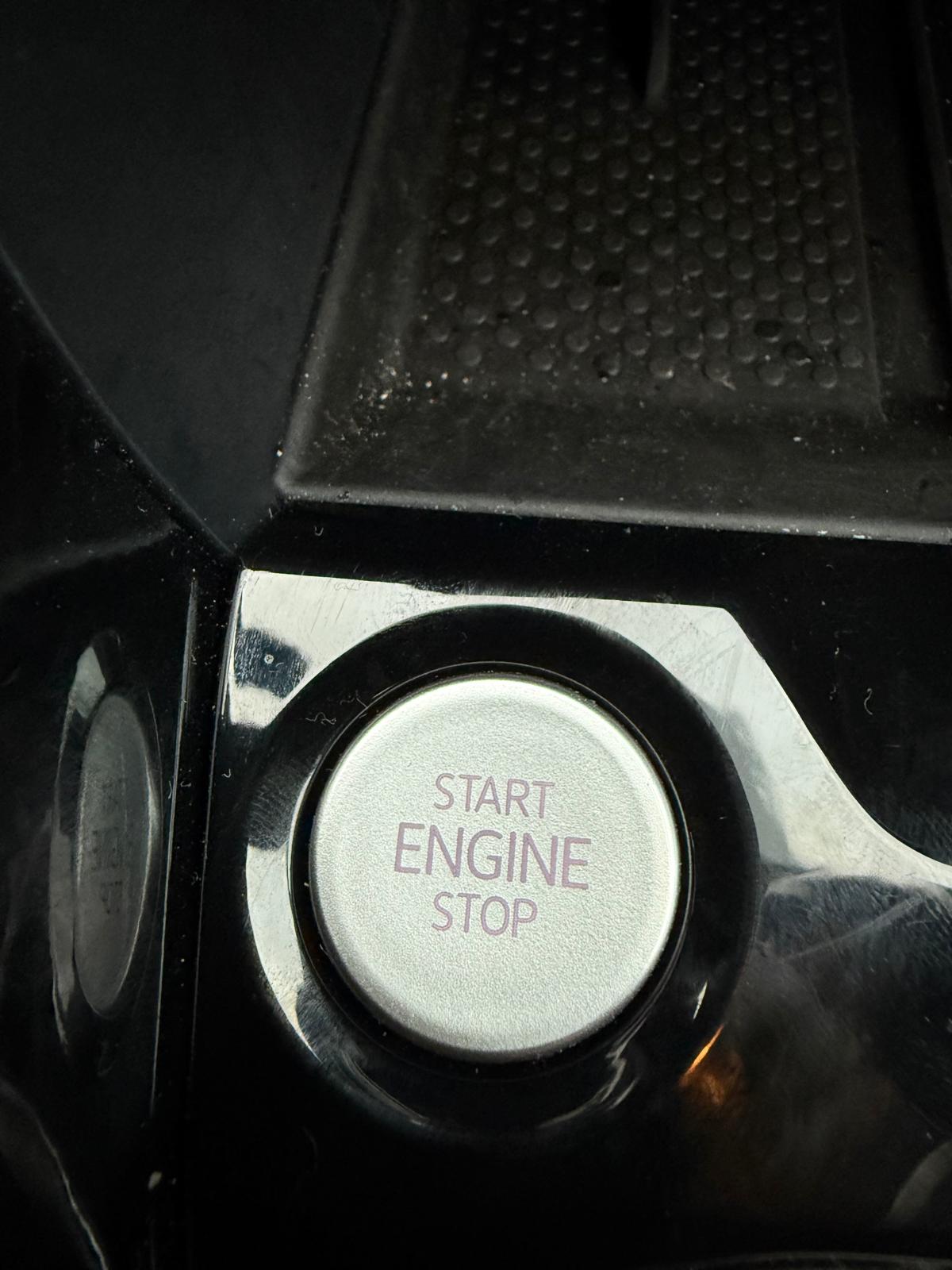 Achat VOLKSWAGEN T-CROSS LIFE PLUS 1.0 TSI 115 CH DSG7 2025 en France pour importation en Algérie (Occasion). Spécialiste Export -3 ans, CCR, Mujahid chez DJ CAR. Réf 1la5l8v4