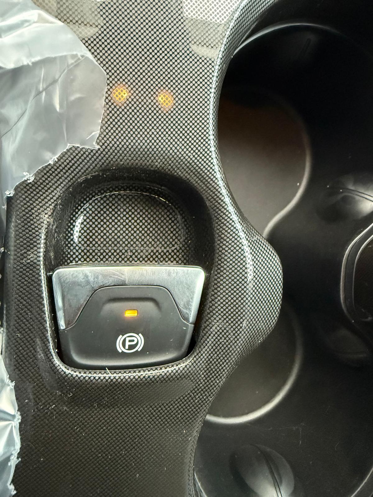 Achat PEUGEOT BOXER FOURGON L1H1 2.2L VAN 3.5T BVM6 MT 140 CH 2025 en France pour importation en Algérie (Neuf). Spécialiste Export -3 ans, CCR, Mujahid chez DJ CAR. Réf 7ddunrbj