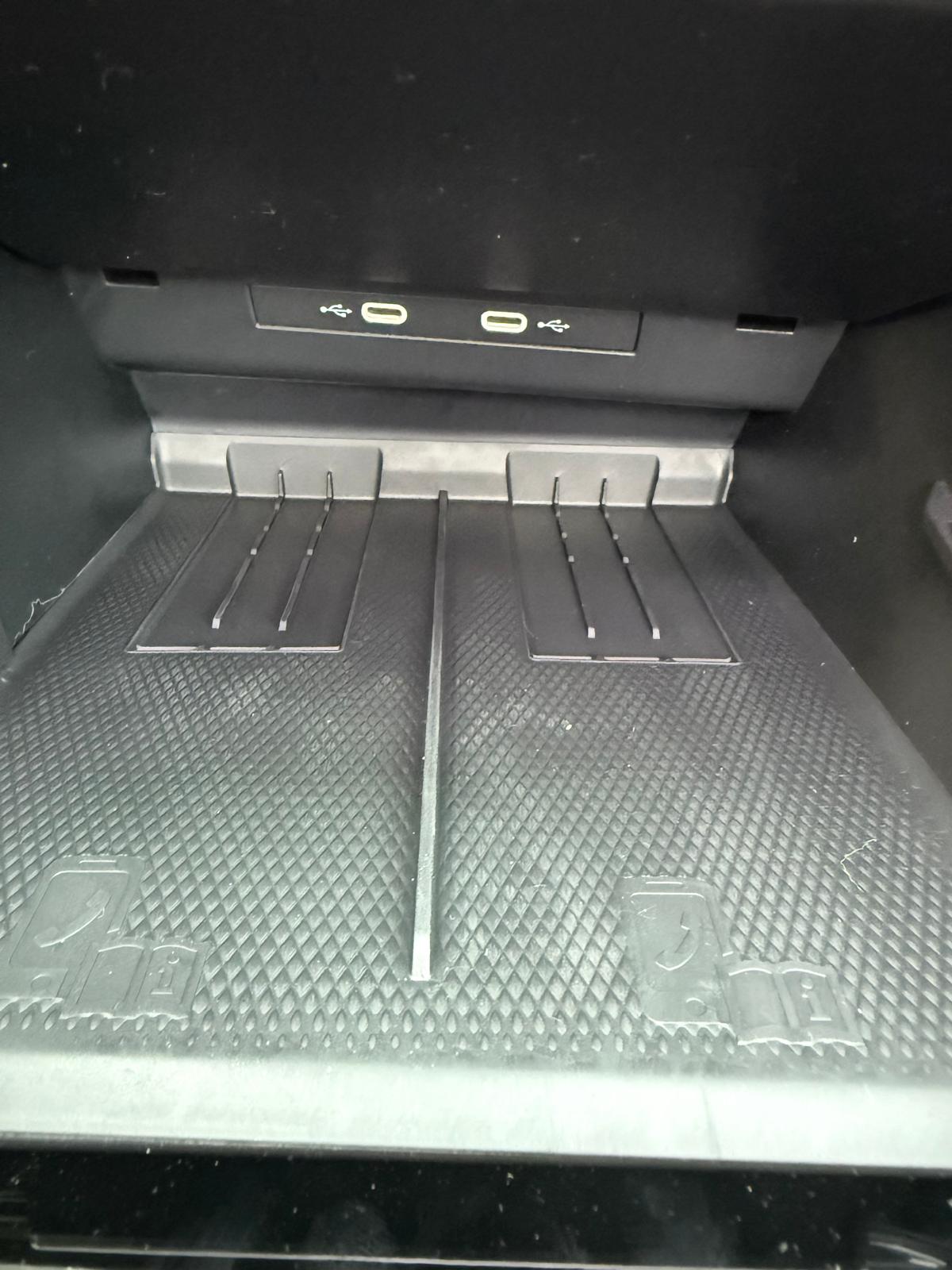 Achat VOLKSWAGEN TIGUAN R-LINE 1.5 ETSI 150 CH DSG 2026 en France pour importation en Algérie (Neuf). Spécialiste Export -3 ans, CCR, Mujahid chez DJ CAR. Réf 2mjoi6q