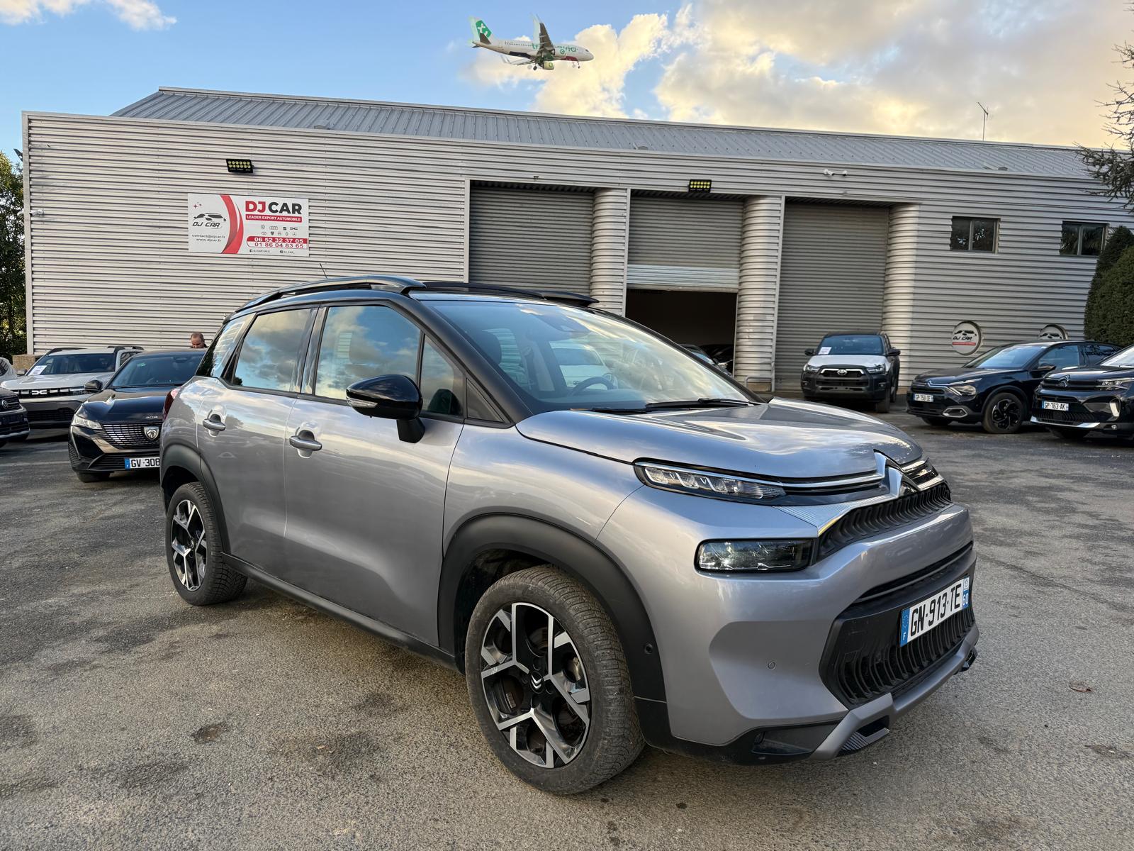 Achat CITROEN C3 AIRCROSS 1.2 PURETECH SHINE 110 CH S&S BVM6 2023 en France pour importation en Algérie (Occasion). Spécialiste Export -3 ans, CCR, Mujahid chez DJ CAR. Réf 2tbribs