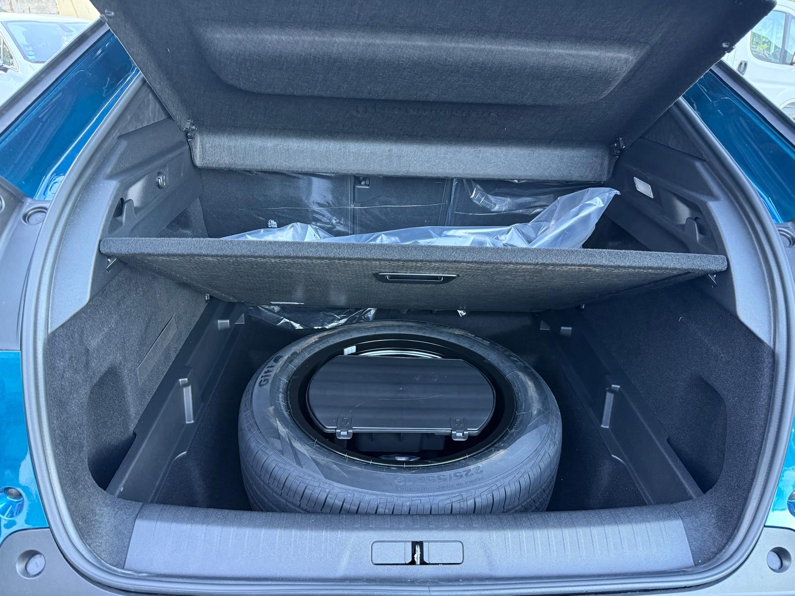 Achat PEUGEOT 3008 ALLURE 1.6 THP 165 CH 2026 en France pour importation en Algérie (Neuf). Spécialiste Export -3 ans, CCR, Mujahid chez DJ CAR. Réf gjsdexnd