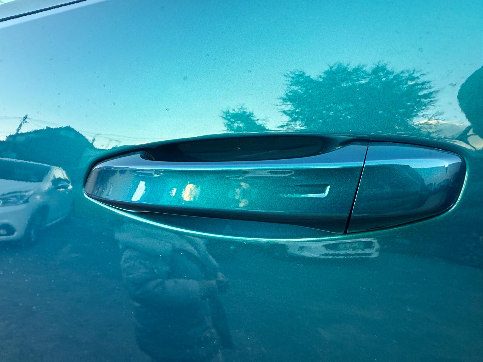 Achat PEUGEOT 3008 ALLURE 1.6 THP 165 CH 2026 en France pour importation en Algérie (Neuf). Spécialiste Export -3 ans, CCR, Mujahid chez DJ CAR. Réf gjsdexnd