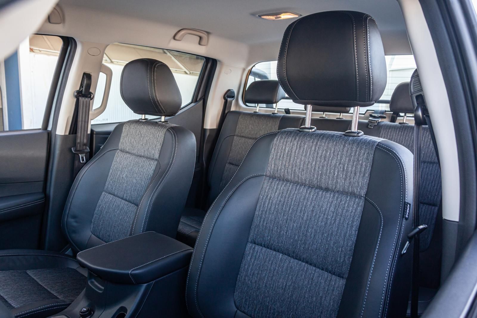 Achat FIAT TITANO DOUBLE CABINE PICK UP VOLCANO 4X4 1.9L 150 CH 2026 en France pour importation en Algérie (Neuf). Spécialiste Export -3 ans, CCR, Mujahid chez DJ CAR. Réf 16h9oyz5