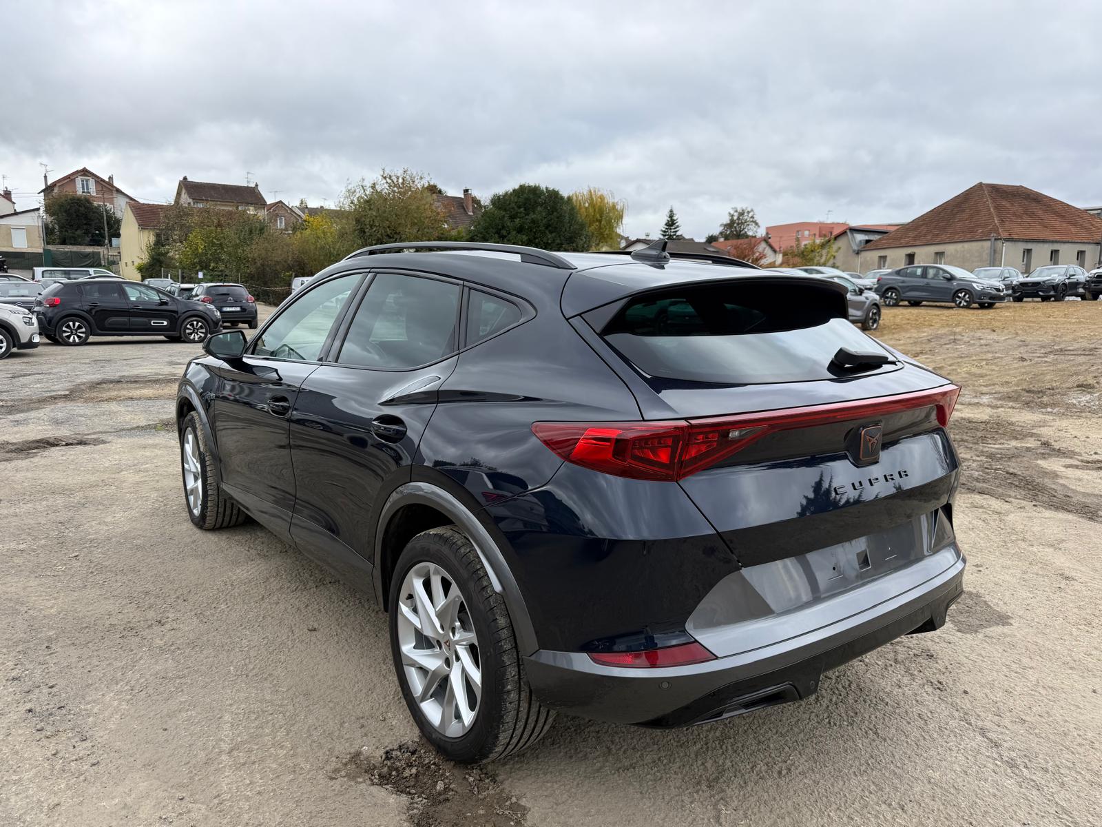 Achat CUPRA FORMENTOR 1.5 TSI 150 CH DSG7 2023 en France pour importation en Algérie (Occasion). Spécialiste Export -3 ans, CCR, Mujahid chez DJ CAR. Réf pet69