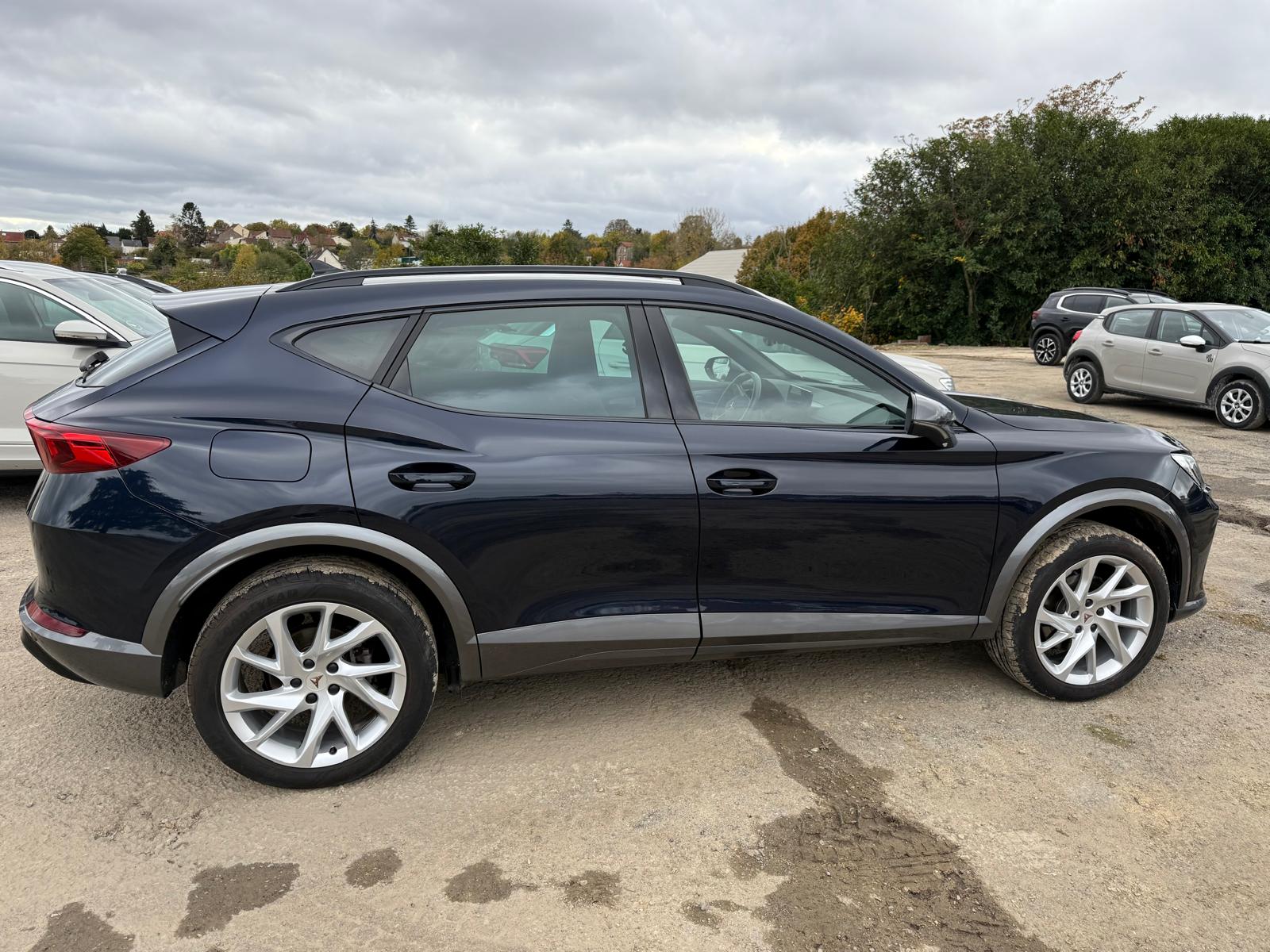 Achat CUPRA FORMENTOR 1.5 TSI 150 CH DSG7 2023 en France pour importation en Algérie (Occasion). Spécialiste Export -3 ans, CCR, Mujahid chez DJ CAR. Réf pet69