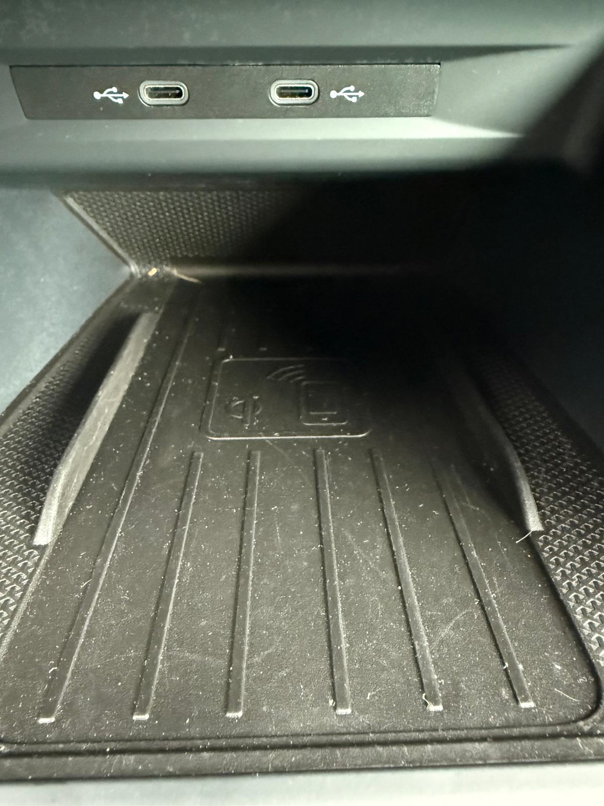 Achat CUPRA FORMENTOR 1.5 TSI 150 CH DSG7 2023 en France pour importation en Algérie (Occasion). Spécialiste Export -3 ans, CCR, Mujahid chez DJ CAR. Réf pet69