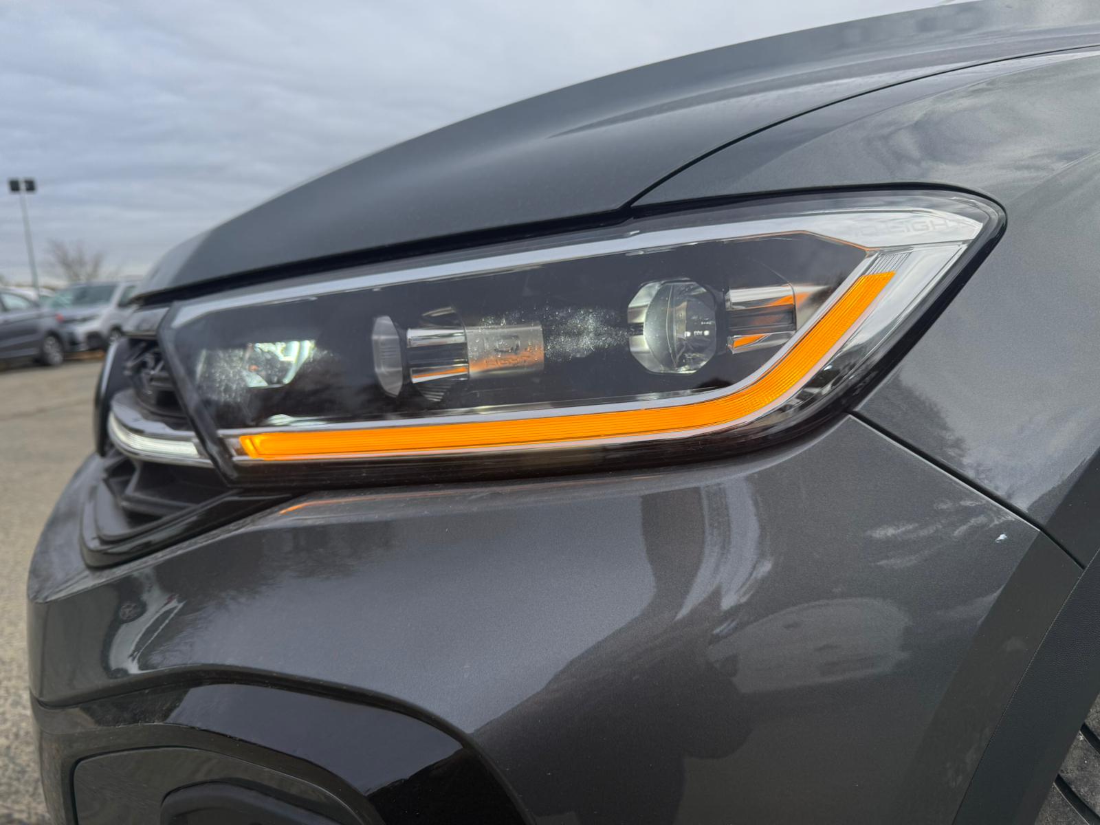 Achat VOLKSWAGEN T-ROC R-LINE 2.0 TDI 150 CH DSG7 AVEC CUIR 2026 en France pour importation en Algérie (Neuf). Spécialiste Export -3 ans, CCR, Mujahid chez DJ CAR. Réf 5ojsgku