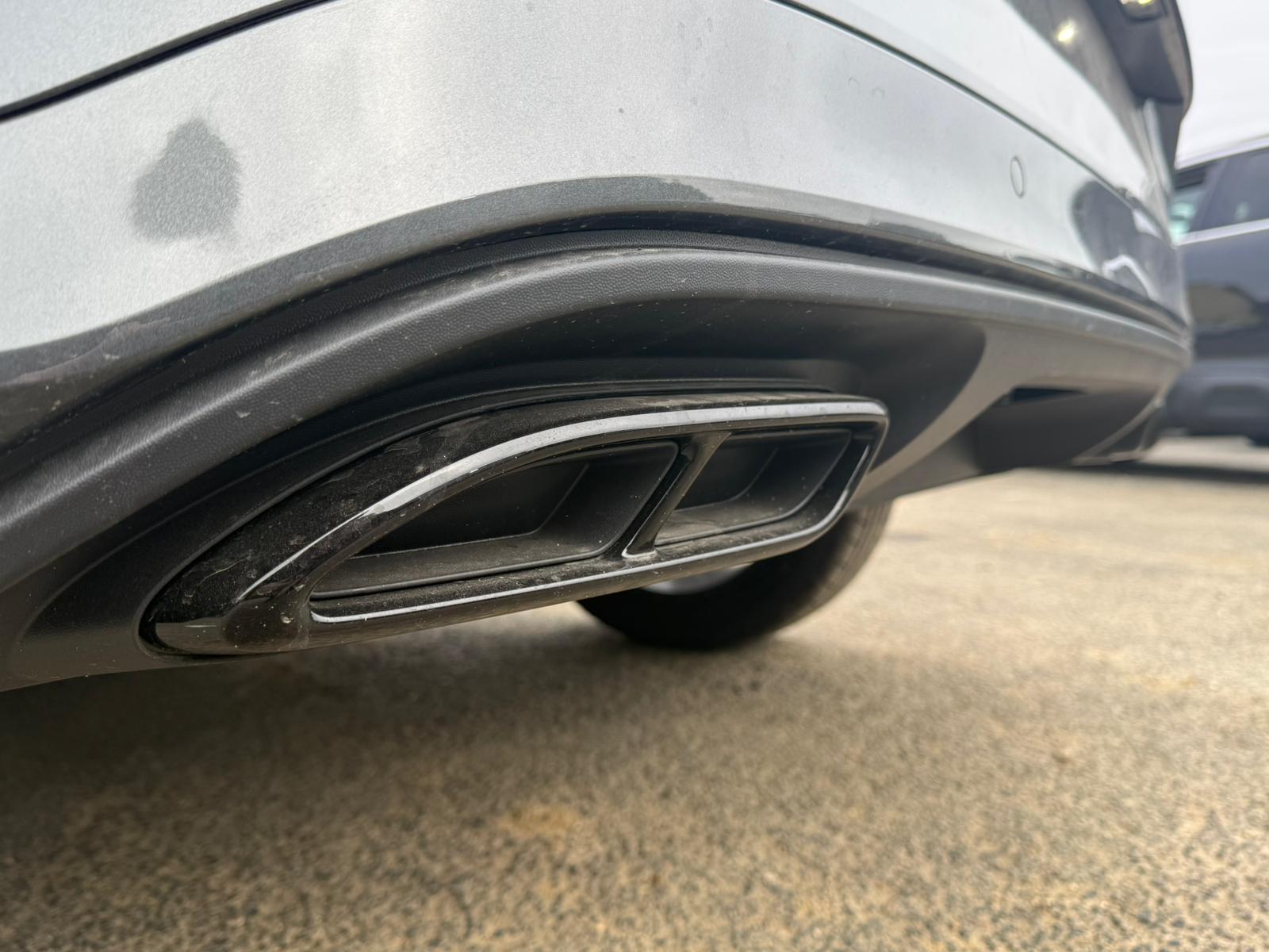 Achat VOLKSWAGEN T-ROC R-LINE 2.0 TDI 150 CH DSG7 AVEC CUIR 2026 en France pour importation en Algérie (Neuf). Spécialiste Export -3 ans, CCR, Mujahid chez DJ CAR. Réf 5ojsgku