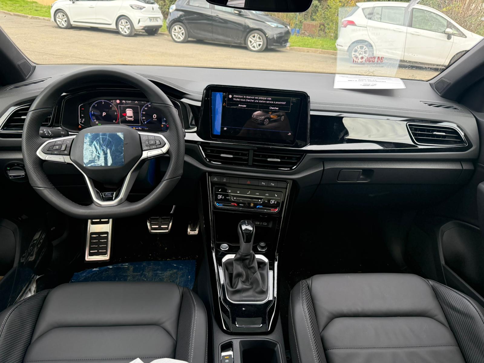 Achat VOLKSWAGEN T-ROC R-LINE 2.0 TDI 150 CH DSG7 AVEC CUIR 2026 en France pour importation en Algérie (Neuf). Spécialiste Export -3 ans, CCR, Mujahid chez DJ CAR. Réf 5ojsgku