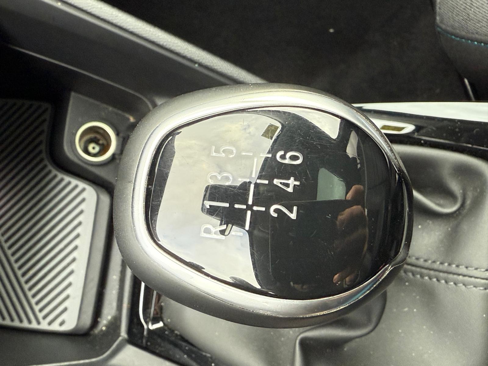 Achat CITROEN C4 1.2 PURETECH 130 CH S&S BVM6 MAX 14/05/2024 en France pour importation en Algérie (Occasion). Spécialiste Export -3 ans, CCR, Mujahid chez DJ CAR. Réf oimk85b