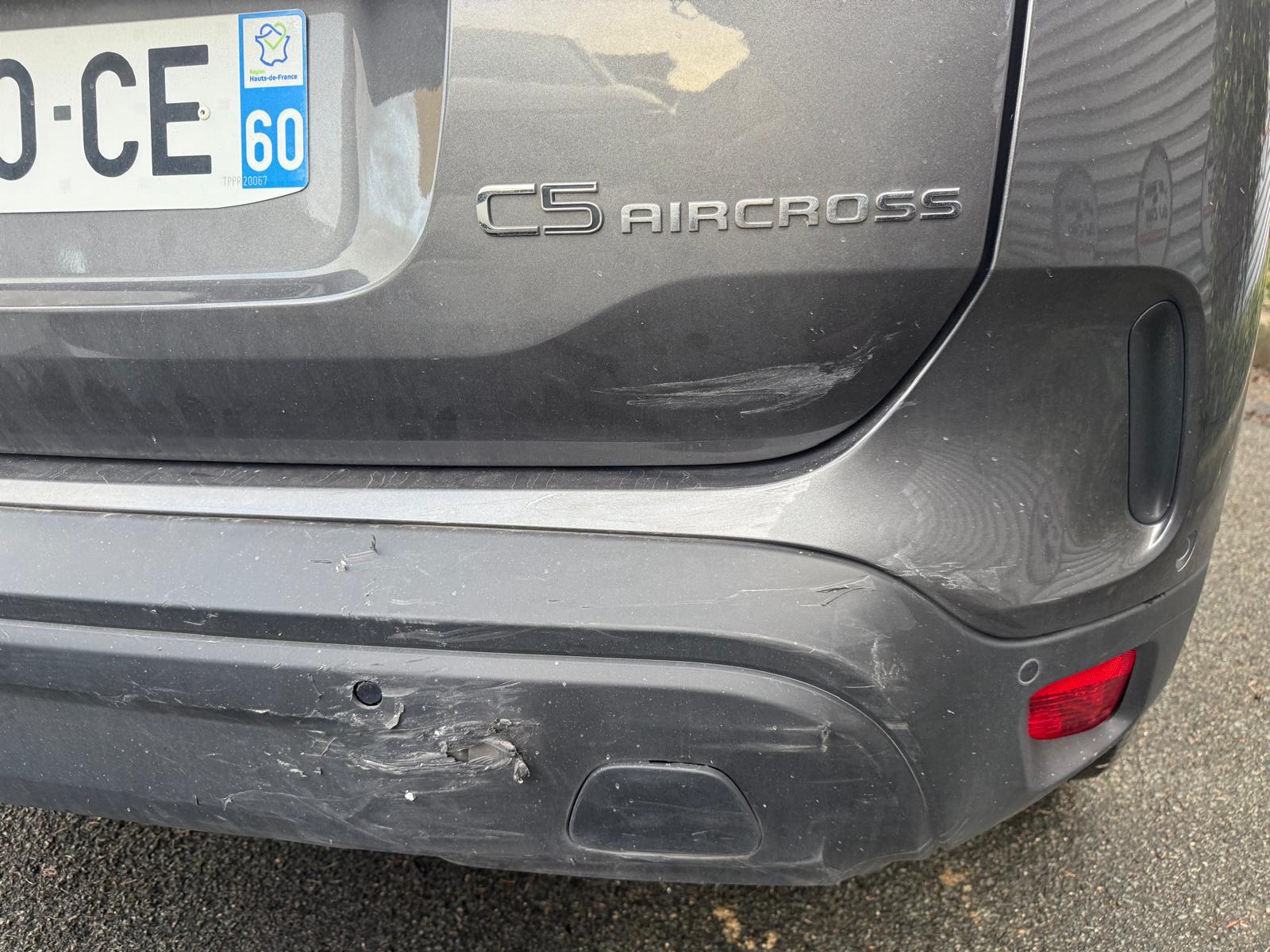 Achat CITROEN C5 AIRCROSS PLUS 1.2 PURETECH 130 CH 24/05/2024 en France pour importation en Algérie (Occasion). Spécialiste Export -3 ans, CCR, Mujahid chez DJ CAR. Réf fjt63i2xm