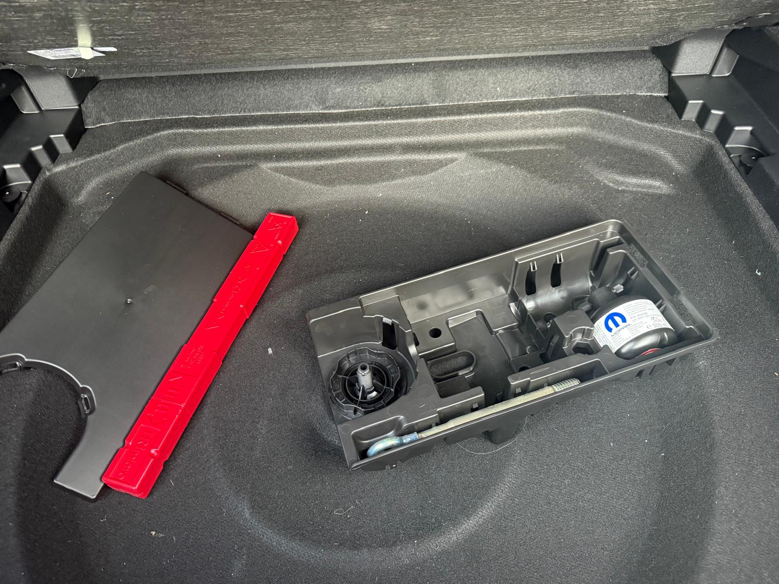 Achat CITROEN C5 AIRCROSS PLUS 1.2 PURETECH 130 CH 24/05/2024 en France pour importation en Algérie (Occasion). Spécialiste Export -3 ans, CCR, Mujahid chez DJ CAR. Réf fjt63i2xm