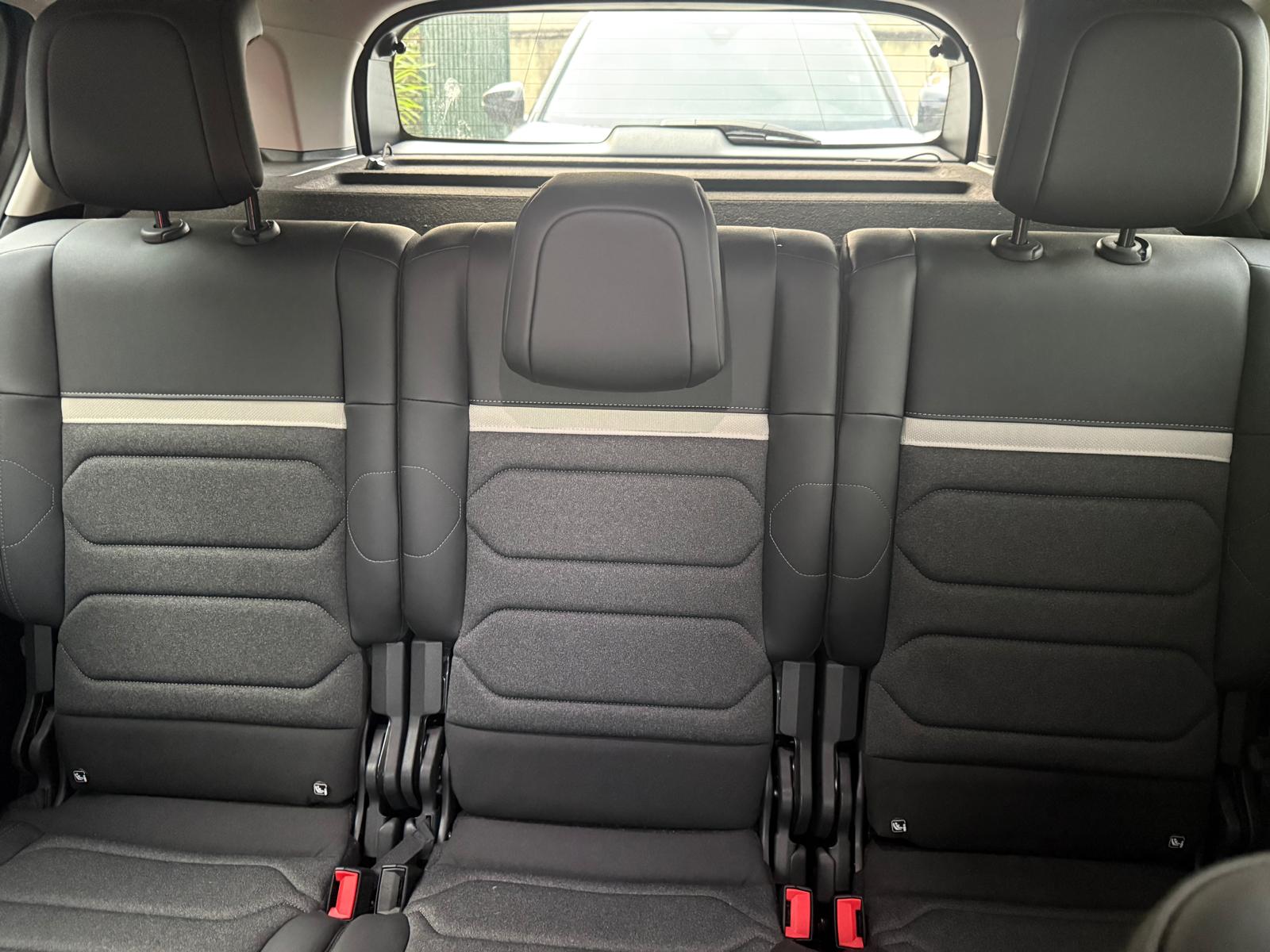 Achat CITROEN C5 AIRCROSS PLUS 1.2 PURETECH 130 CH 24/05/2024 en France pour importation en Algérie (Occasion). Spécialiste Export -3 ans, CCR, Mujahid chez DJ CAR. Réf fjt63i2xm