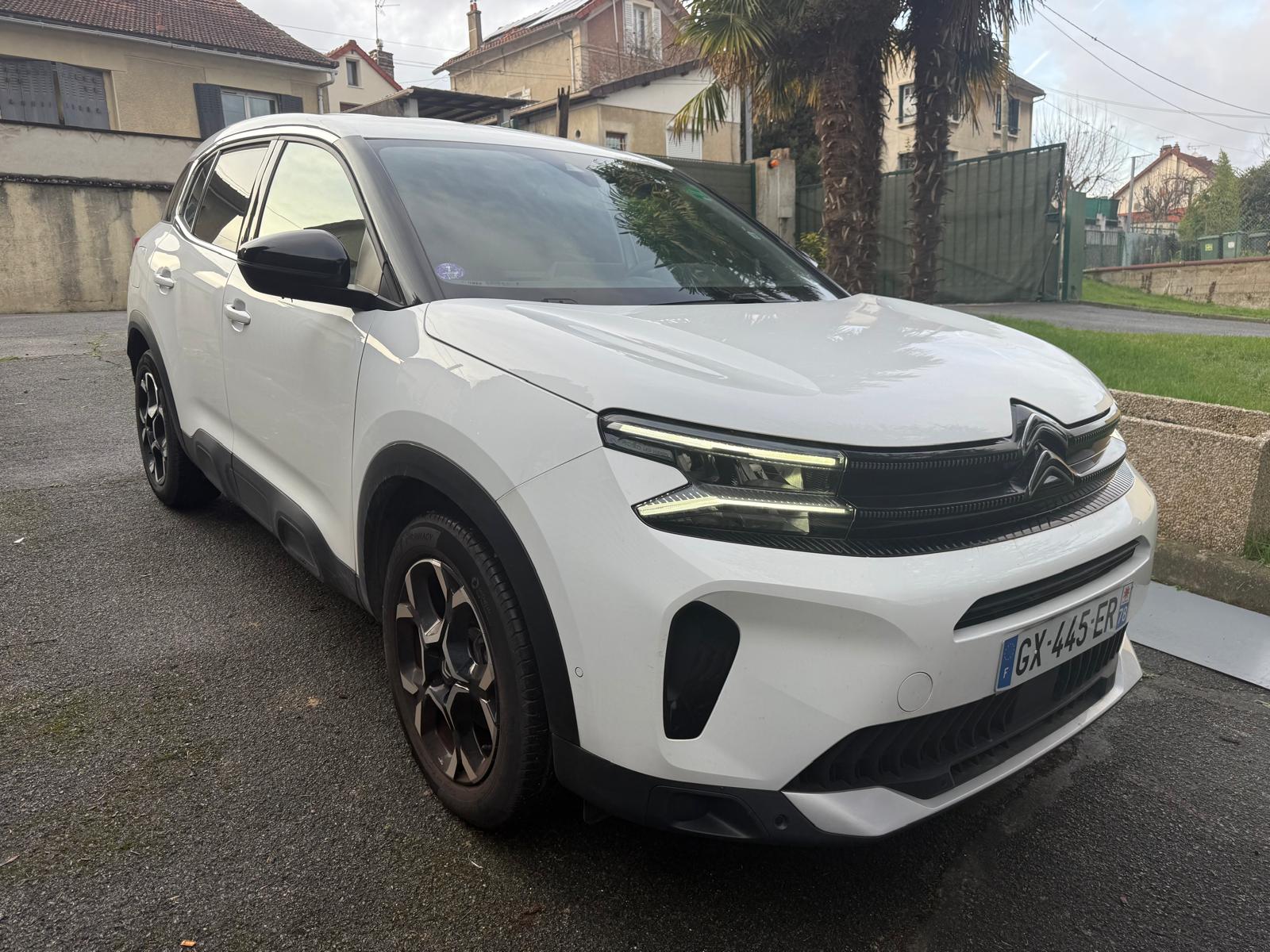 Achat CITROEN C5 AIRCROSS PLUS 1.2 PURETECH 130 CH 2024 en France pour importation en Algérie (Occasion). Spécialiste Export -3 ans, CCR, Mujahid chez DJ CAR. Réf 12syp60m