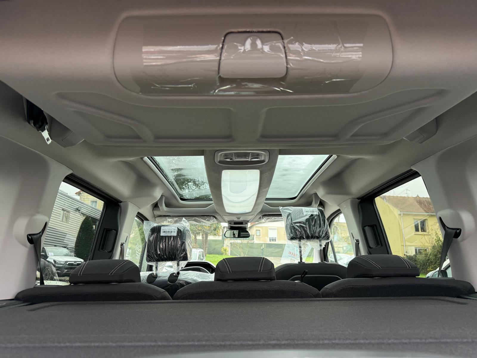 Achat PEUGEOT RIFTER GT 1.6 HDI 92 CH 2026 en France pour importation en Algérie (Neuf). Spécialiste Export -3 ans, CCR, Mujahid chez DJ CAR. Réf 352hcbo