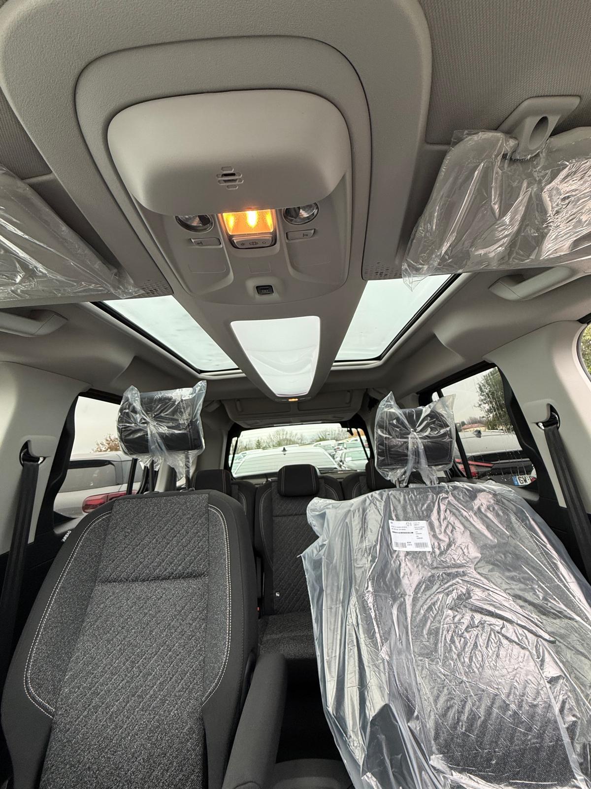 Achat PEUGEOT RIFTER GT 1.6 HDI 92 CH 2026 en France pour importation en Algérie (Neuf). Spécialiste Export -3 ans, CCR, Mujahid chez DJ CAR. Réf 352hcbo