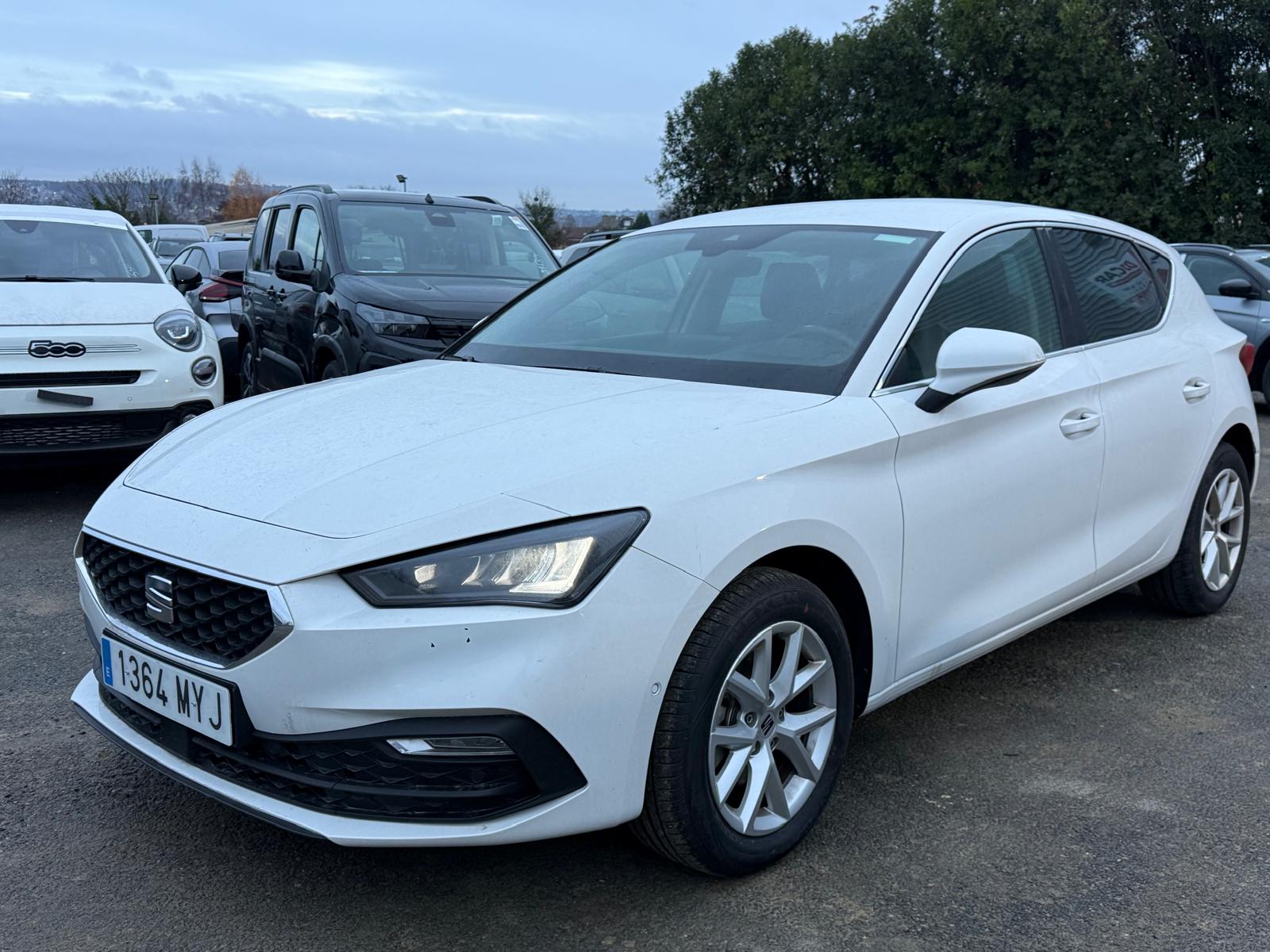 Achat SEAT LEON STYLE IV 1.5 TSI 115 CH DSG 11/02/2025 en France pour importation en Algérie (Occasion). Spécialiste Export -3 ans, CCR, Mujahid chez DJ CAR. Réf 5km3ljt2