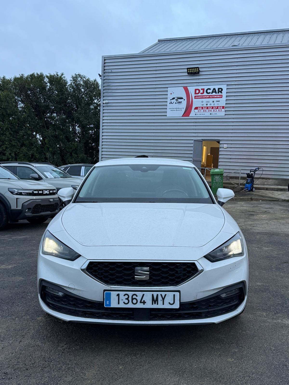 Achat SEAT LEON STYLE IV 1.5 TSI 115 CH DSG 11/02/2025 en France pour importation en Algérie (Occasion). Spécialiste Export -3 ans, CCR, Mujahid chez DJ CAR. Réf 5km3ljt2