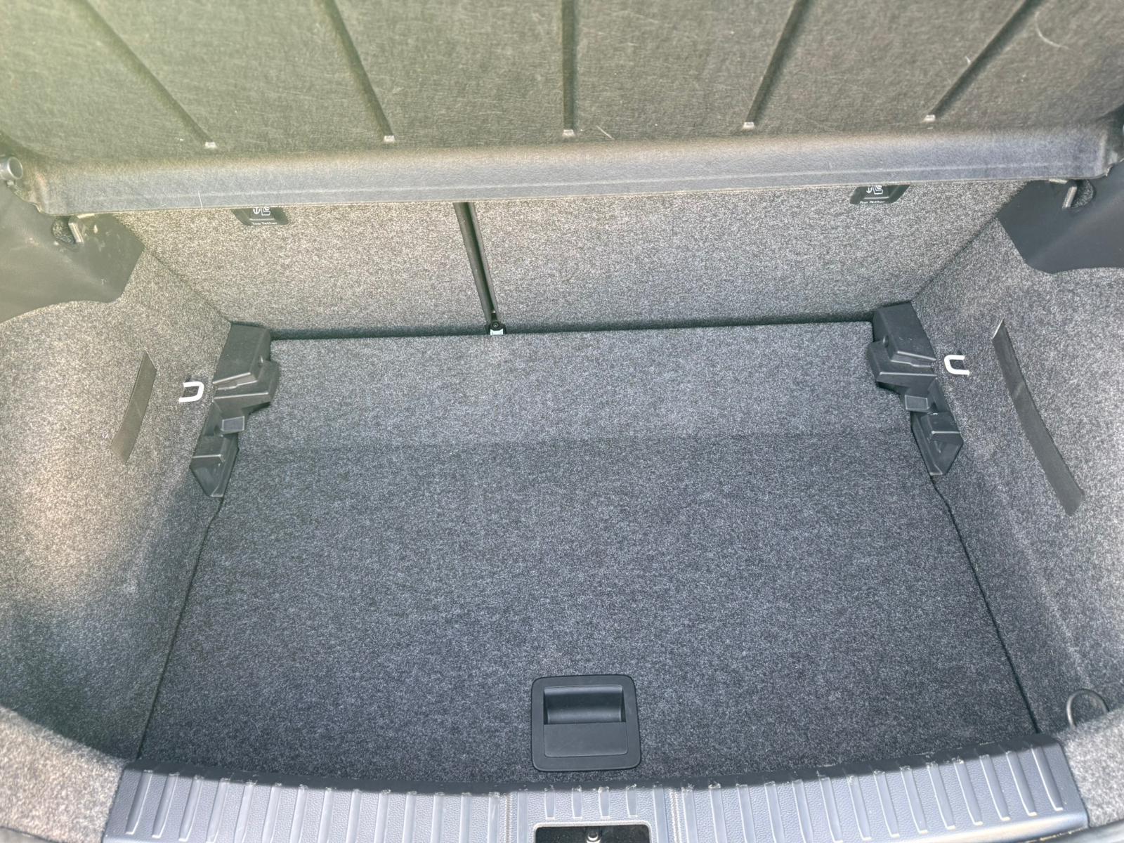 Achat SEAT IBIZA PHASE 2 1.0 TSI 115 CV FR SALTA GPS 04/03/2025 en France pour importation en Algérie (Occasion). Spécialiste Export -3 ans, CCR, Mujahid chez DJ CAR. Réf 37psfx2