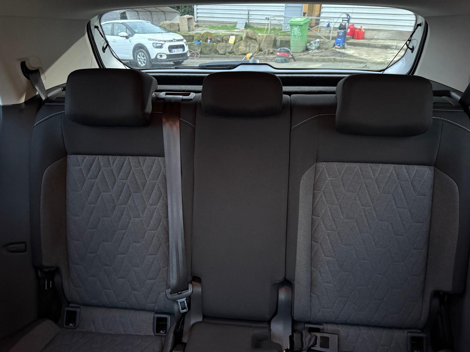 Achat VOLKSWAGEN T-CROSS LIFE 1.0 TSI 115 CH BVM6 2025 en France pour importation en Algérie (Occasion). Spécialiste Export -3 ans, CCR, Mujahid chez DJ CAR. Réf 186goz09