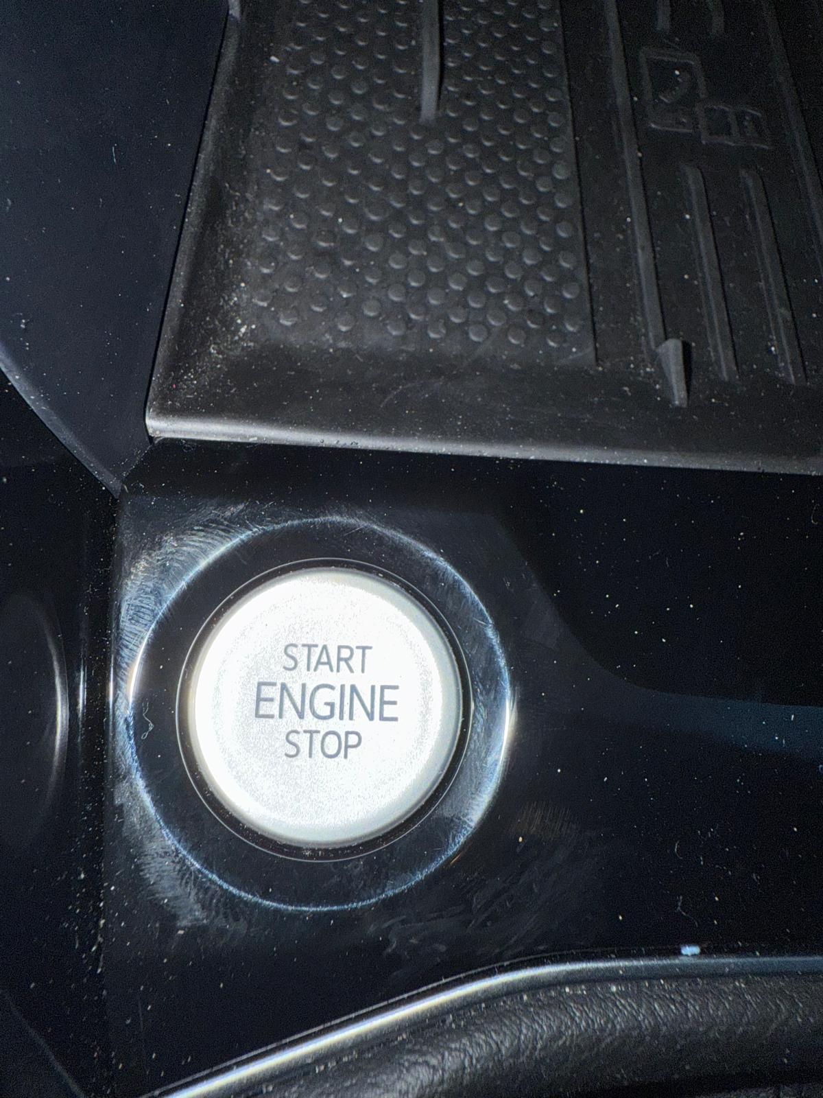 Achat VOLKSWAGEN T-CROSS LIFE 1.0 TSI 115 CH BVM6 2025 en France pour importation en Algérie (Occasion). Spécialiste Export -3 ans, CCR, Mujahid chez DJ CAR. Réf 186goz09