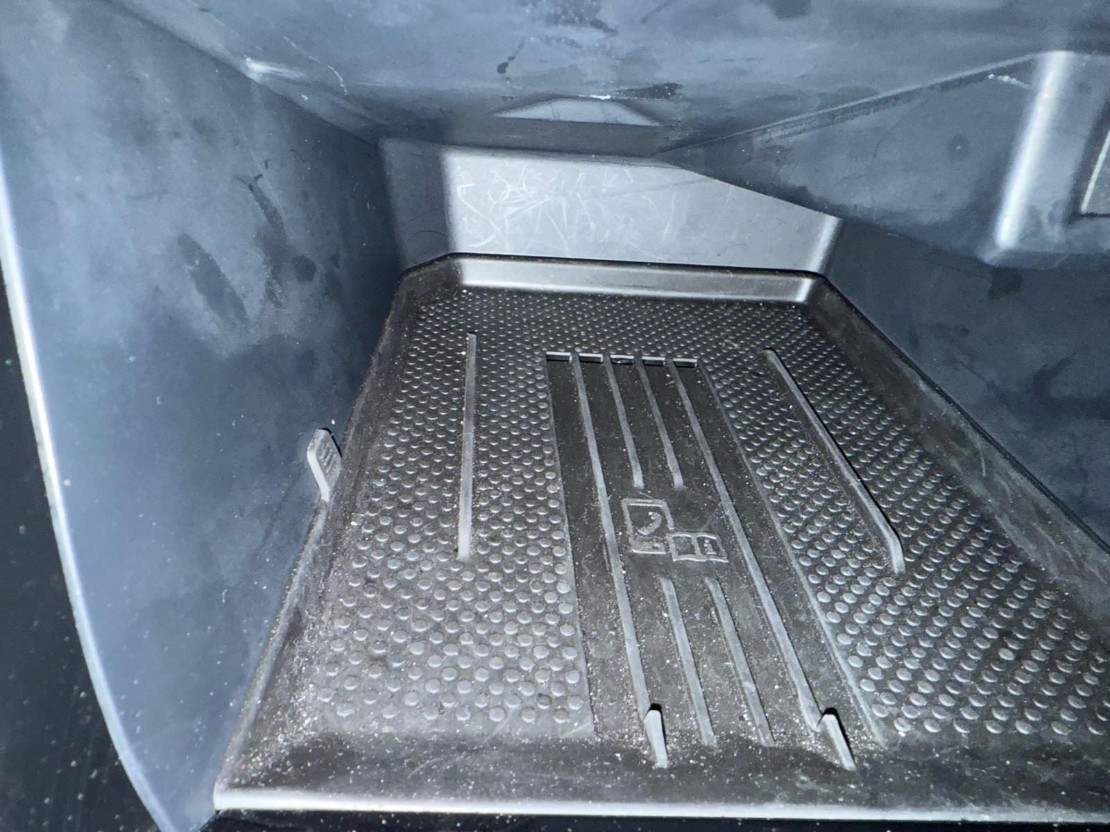 Achat VOLKSWAGEN T-CROSS LIFE 1.0 TSI 115 CH BVM6 2025 en France pour importation en Algérie (Occasion). Spécialiste Export -3 ans, CCR, Mujahid chez DJ CAR. Réf 186goz09