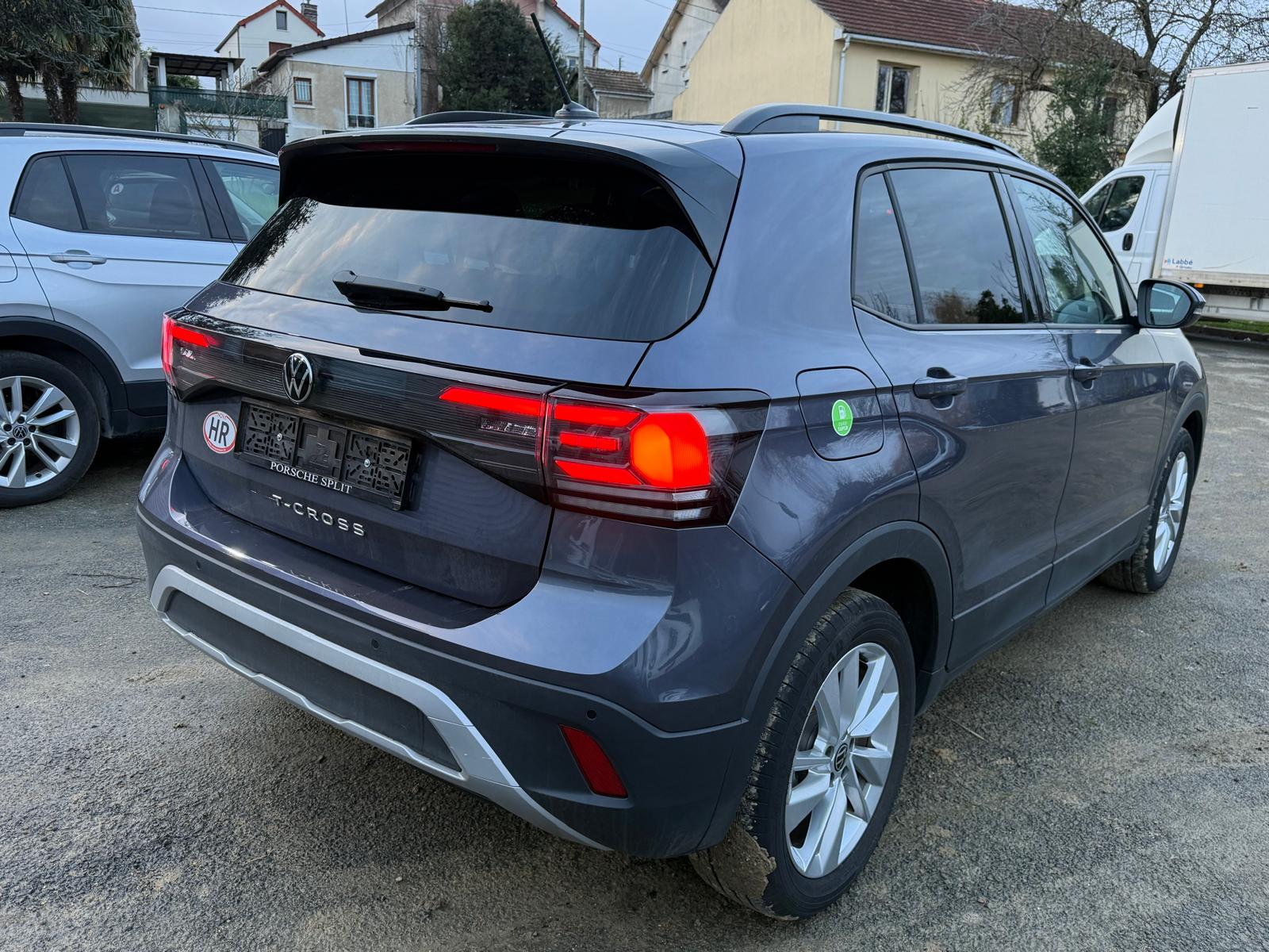 Achat VOLKSWAGEN T-CROSS LIFE 1.0 TSI 115 CH BVM6 2025 en France pour importation en Algérie (Occasion). Spécialiste Export -3 ans, CCR, Mujahid chez DJ CAR. Réf 9wt2olro