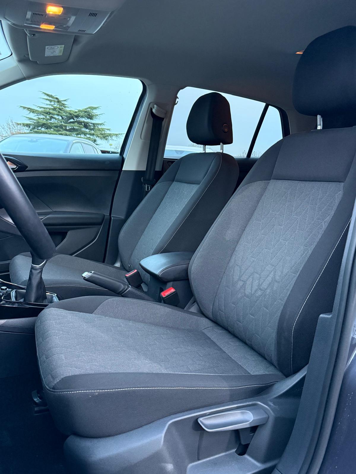 Achat VOLKSWAGEN T-CROSS LIFE 1.0 TSI 115 CH BVM6 2025 en France pour importation en Algérie (Occasion). Spécialiste Export -3 ans, CCR, Mujahid chez DJ CAR. Réf 9wt2olro