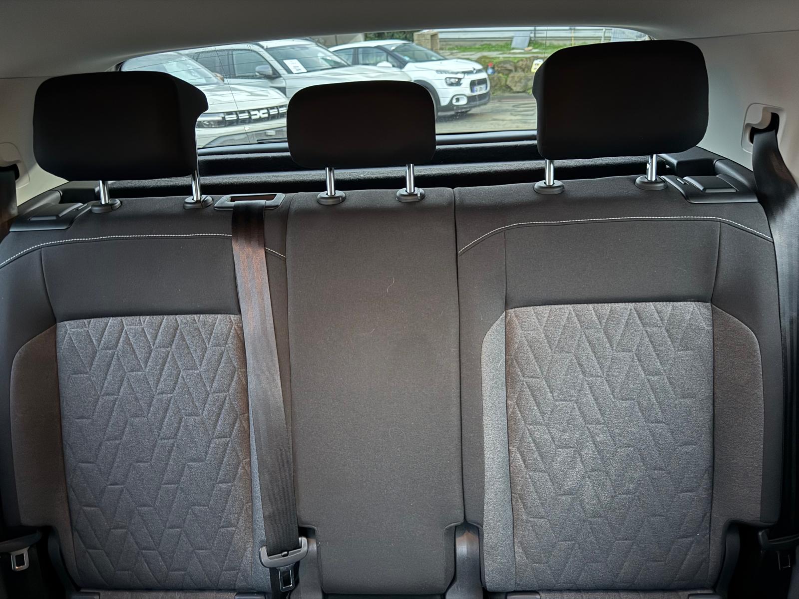 Achat VOLKSWAGEN T-CROSS LIFE 1.0 TSI 115 CH BVM6 2025 en France pour importation en Algérie (Occasion). Spécialiste Export -3 ans, CCR, Mujahid chez DJ CAR. Réf 9wt2olro