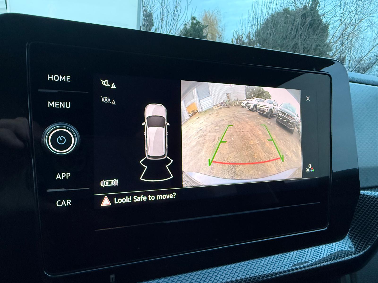 Achat VOLKSWAGEN T-CROSS LIFE 1.0 TSI 115 CH BVM6 2025 en France pour importation en Algérie (Occasion). Spécialiste Export -3 ans, CCR, Mujahid chez DJ CAR. Réf 9wt2olro