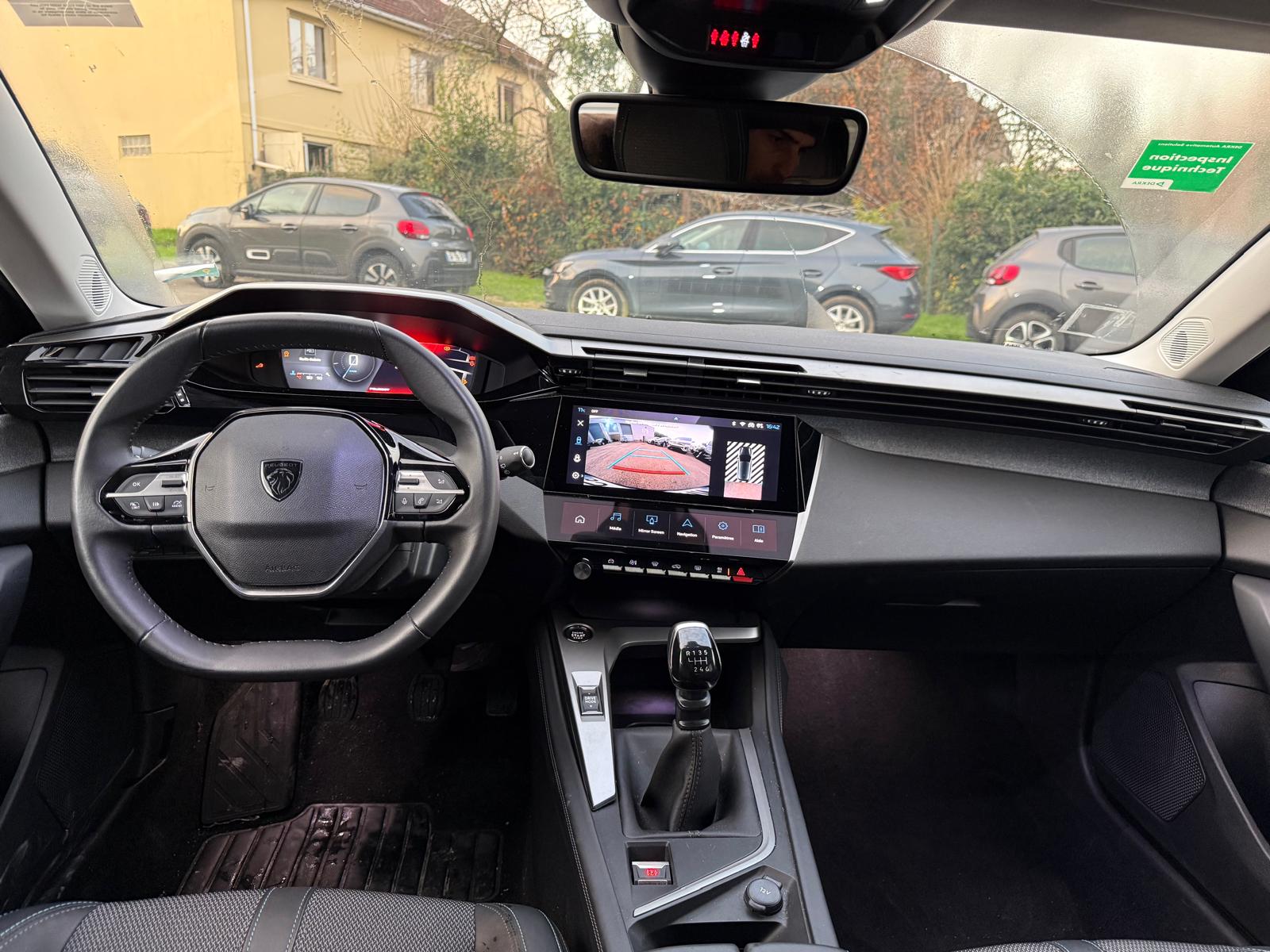 Achat PEUGEOT 308 ALLURE PACK 1.2 PURETECH 130CH 21/11/2023 en France pour importation en Algérie (Occasion). Spécialiste Export -3 ans, CCR, Mujahid chez DJ CAR. Réf ibmc9r504