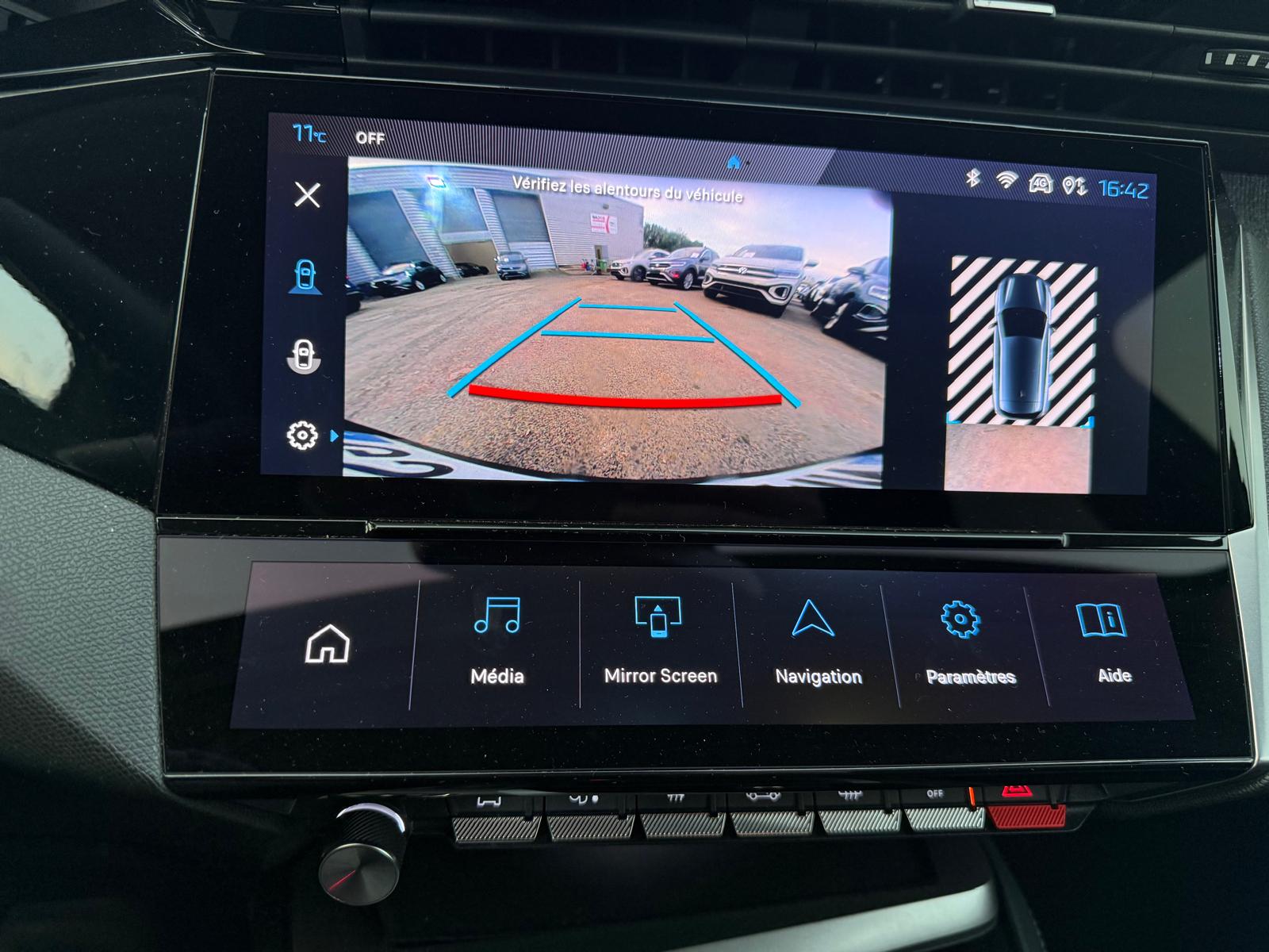 Achat PEUGEOT 308 ALLURE PACK 1.2 PURETECH 130CH 21/11/2023 en France pour importation en Algérie (Occasion). Spécialiste Export -3 ans, CCR, Mujahid chez DJ CAR. Réf ibmc9r504