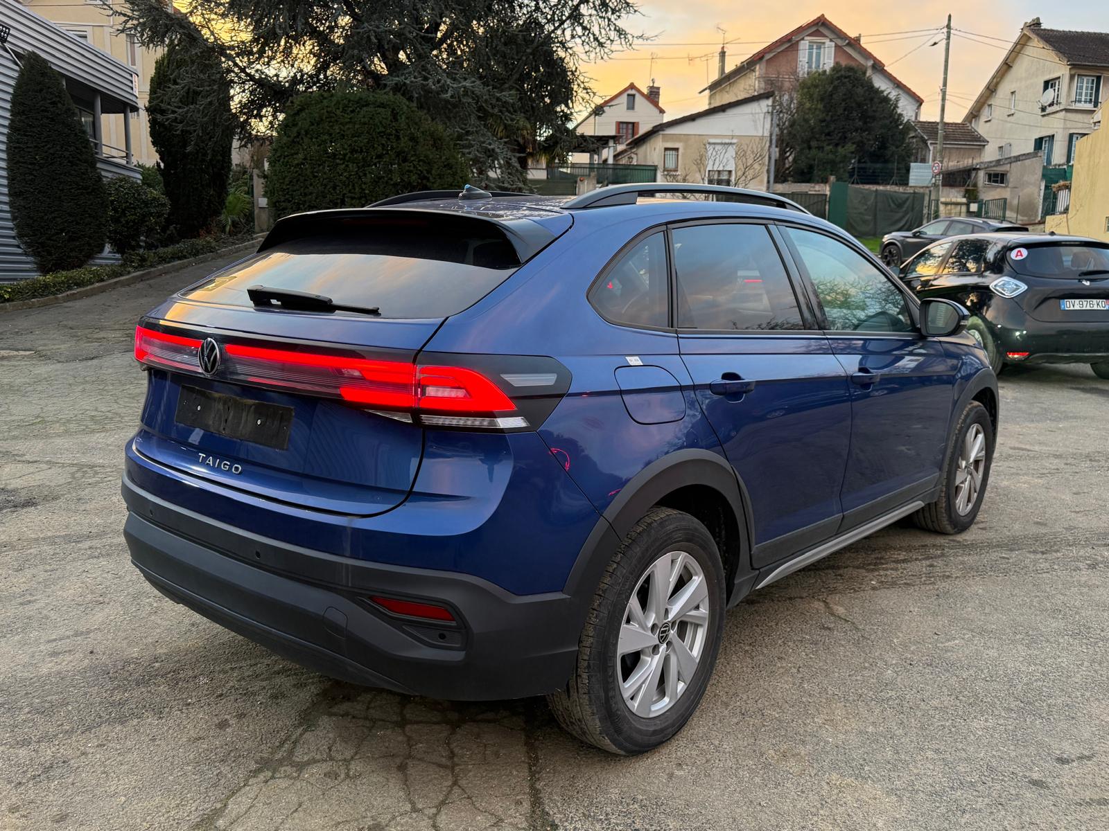 Achat VOLKSWAGEN TAIGO LIFE 1.0 TSI 95 BVM6 05/04/2024 en France pour importation en Algérie (Occasion). Spécialiste Export -3 ans, CCR, Mujahid chez DJ CAR. Réf 8xzgwji