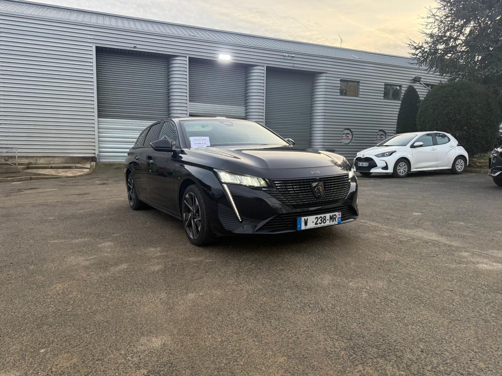 Achat PEUGEOT	308 SW 1.2 PureTech 130ch ALLURE PACK EAT8 30/05/2023 en France pour importation en Algérie (Occasion). Spécialiste Export -3 ans, CCR, Mujahid chez DJ CAR. Réf 2h5qnjnk9