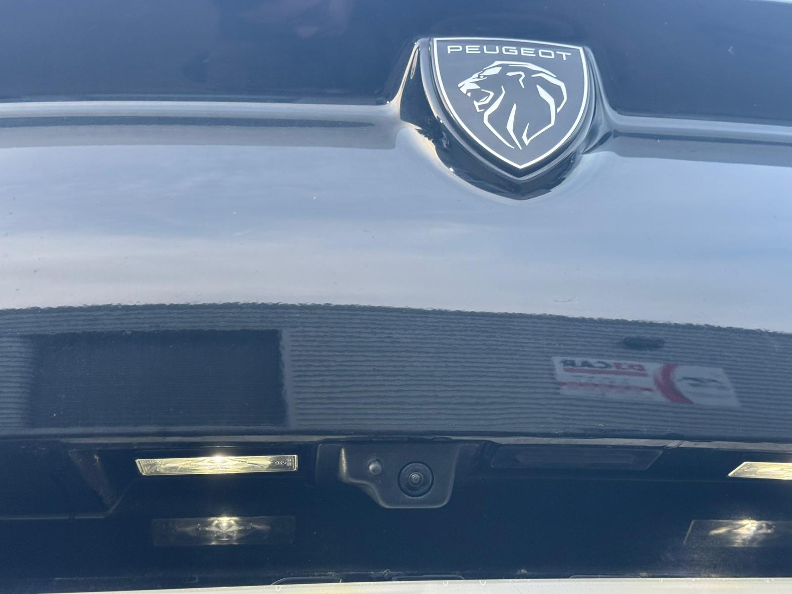 Achat PEUGEOT	308 SW 1.2 PureTech 130ch ALLURE PACK EAT8 30/05/2023 en France pour importation en Algérie (Occasion). Spécialiste Export -3 ans, CCR, Mujahid chez DJ CAR. Réf 2h5qnjnk9