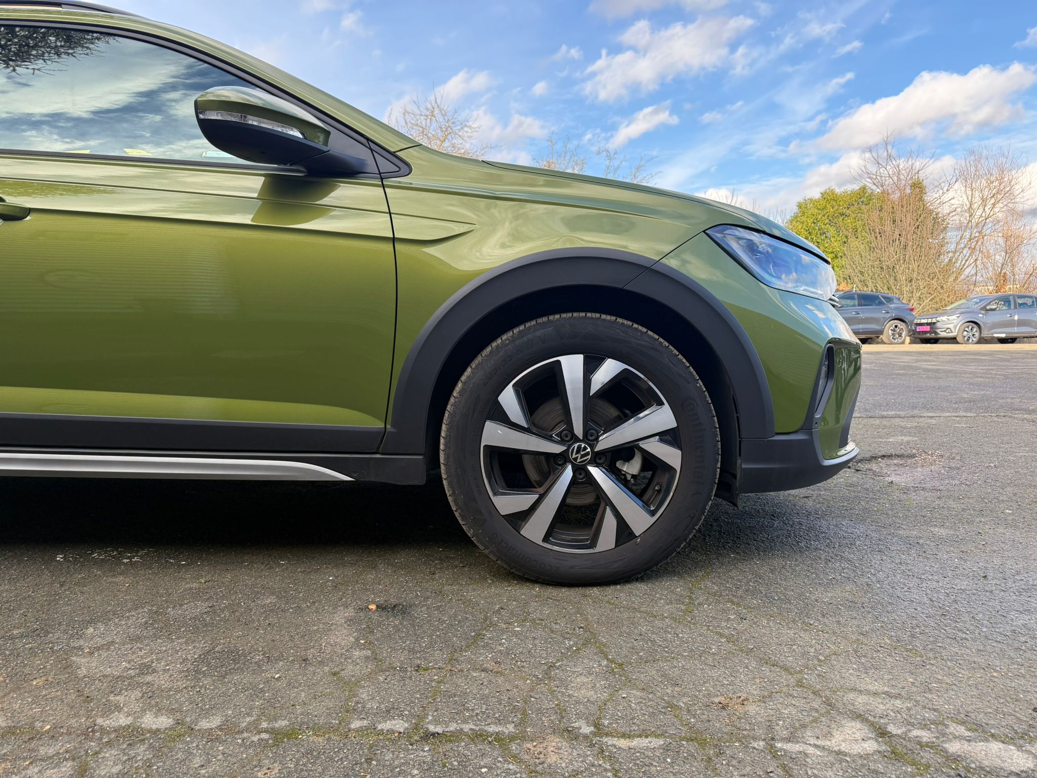 Achat VOLKSWAGEN TAIGO LIFE 1.0 TSI 115 BVM6 LIFE 25/02/2025 en France pour importation en Algérie (Occasion). Spécialiste Export -3 ans, CCR, Mujahid chez DJ CAR. Réf 8buc0yuu