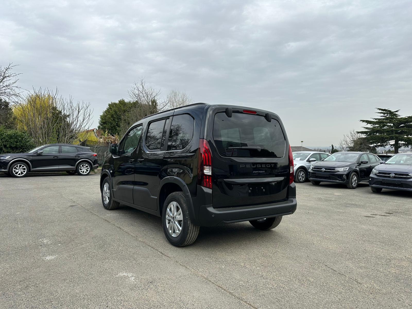 PEUGEOT RIFTER ALLURE 1.6 HDI 92 CH