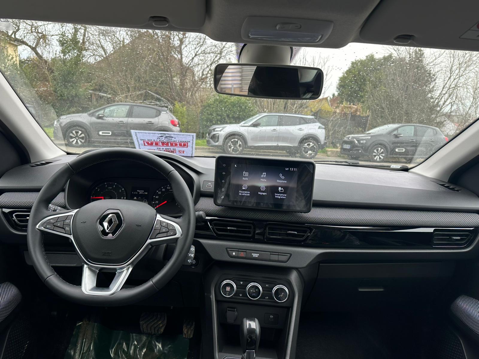 Achat RENAULT TALIANT ZEN 1.0 TCE 100 CH BVA 2026 en France pour importation en Algérie (Neuf). Spécialiste Export -3 ans, CCR, Mujahid chez DJ CAR. Réf 2442tf67