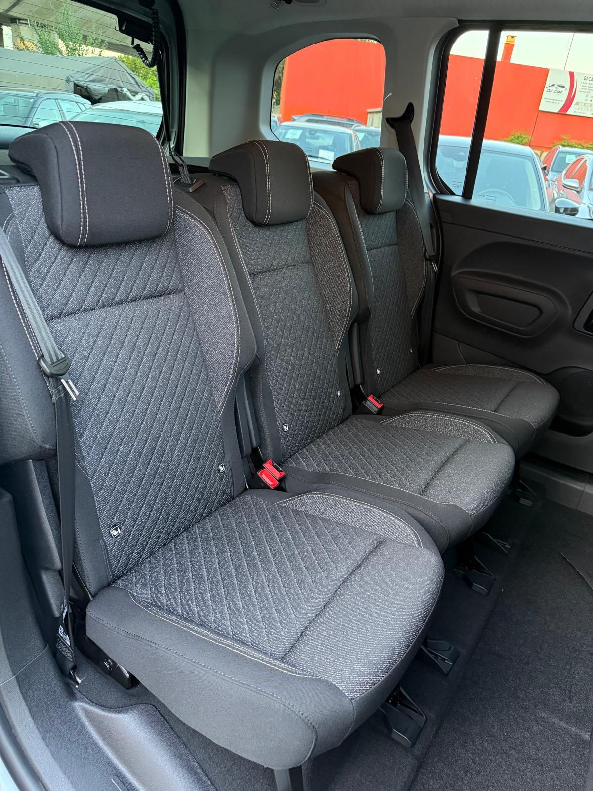 Achat PEUGEOT RIFTER GT 1.6 HDI 92 CH 2026 en France pour importation en Algérie (Neuf). Spécialiste Export -3 ans, CCR, Mujahid chez DJ CAR. Réf 352hcbo