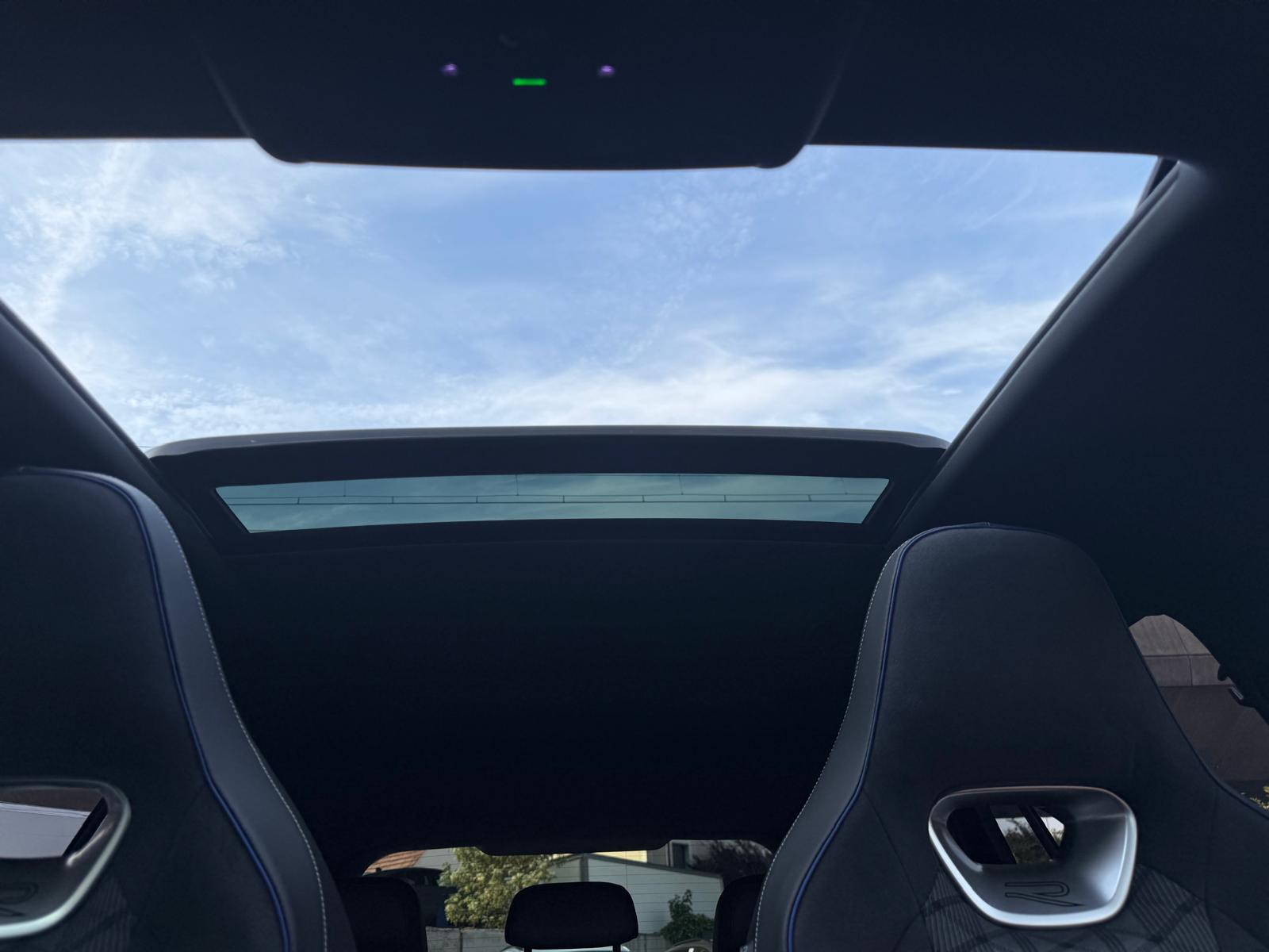 Achat VOLKSWAGEN TIGUAN R-LINE FULL 2.0 TDI 193 CH 4MOTION ALCANTARA 2026 en France pour importation en Algérie (Neuf). Spécialiste Export -3 ans, CCR, Mujahid chez DJ CAR. Réf es0e4w1