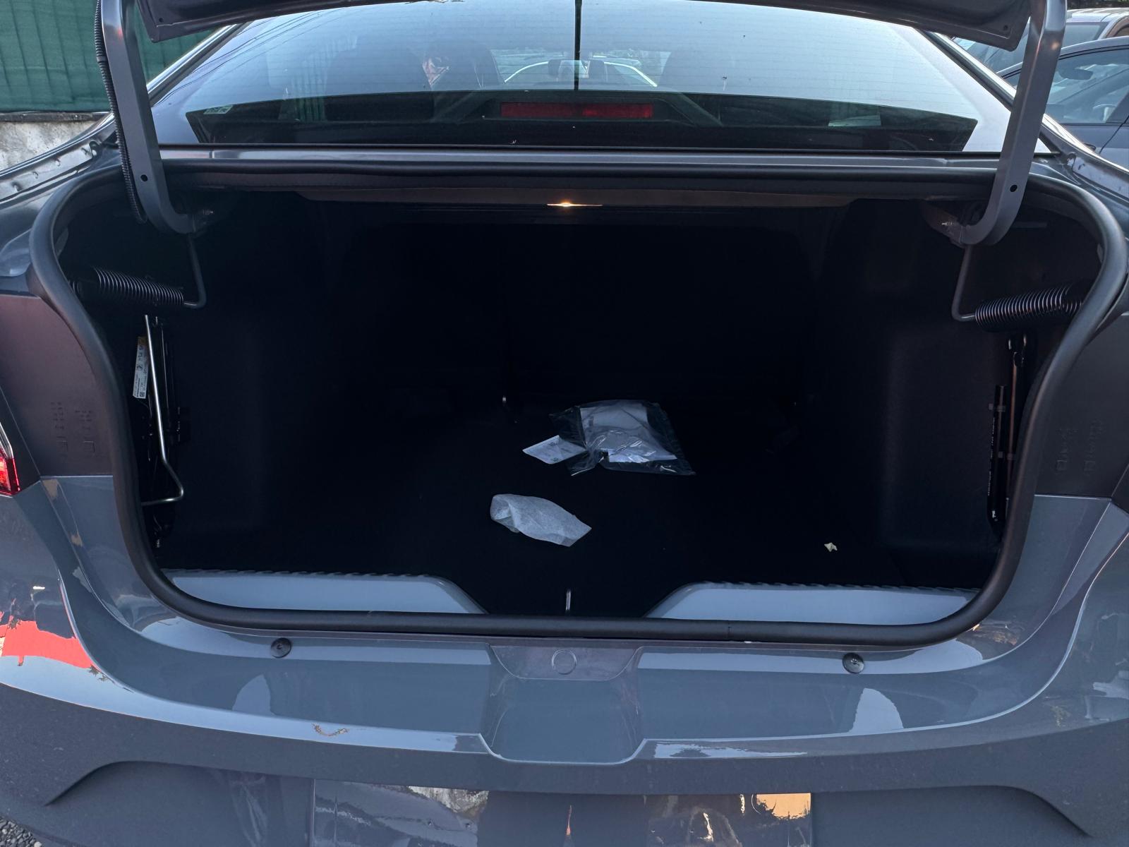 Achat RENAULT TALIANT  ZEN 1.0 TCE 100 CH BVA 2026 en France pour importation en Algérie (Neuf). Spécialiste Export -3 ans, CCR, Mujahid chez DJ CAR. Réf cizbm1ja