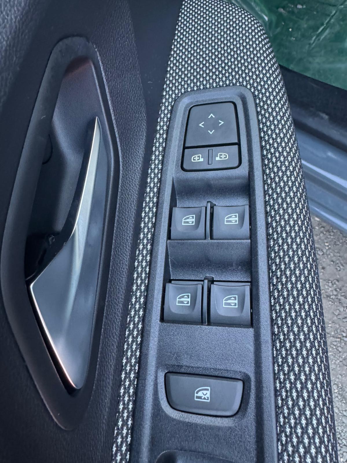 Achat RENAULT TALIANT  ZEN 1.0 TCE 100 CH BVA 2026 en France pour importation en Algérie (Neuf). Spécialiste Export -3 ans, CCR, Mujahid chez DJ CAR. Réf cizbm1ja