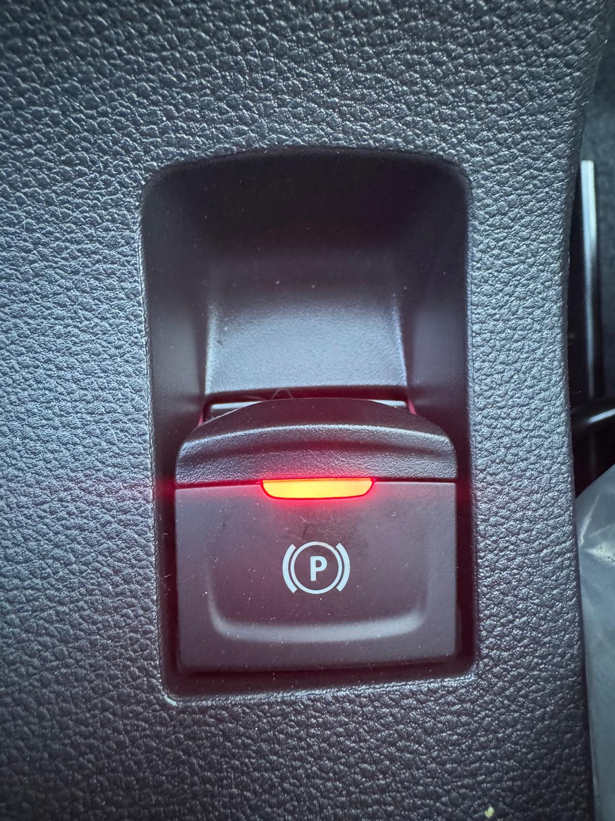 Achat RENAULT TALIANT  ZEN 1.0 TCE 100 CH BVA 2026 en France pour importation en Algérie (Neuf). Spécialiste Export -3 ans, CCR, Mujahid chez DJ CAR. Réf cizbm1ja