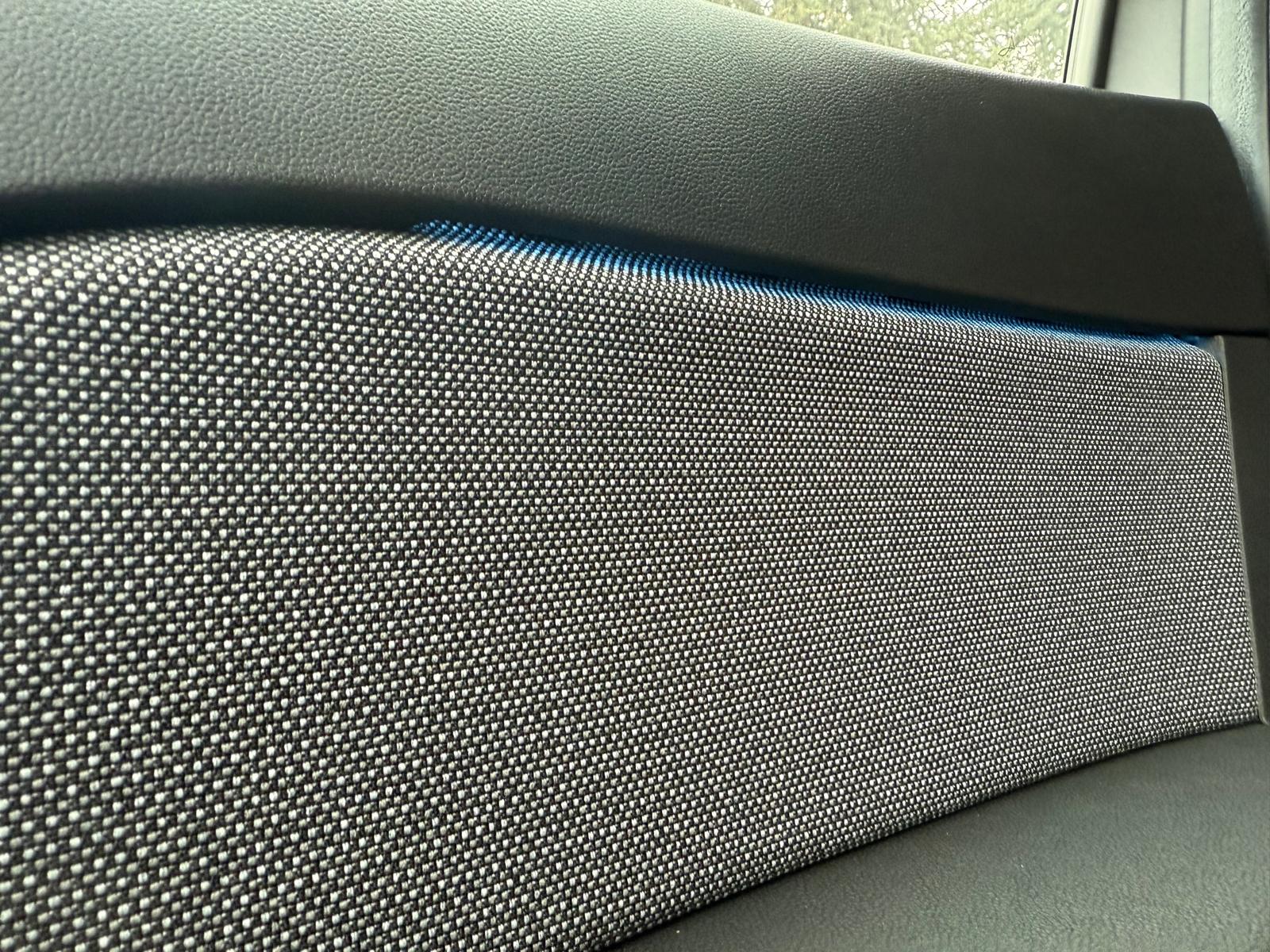 Achat RENAULT CAPTUR TECHNO 1.3 TCE 155 CH BVA TOIT NOIR 2026 en France pour importation en Algérie (Neuf). Spécialiste Export -3 ans, CCR, Mujahid chez DJ CAR. Réf 4e7undj