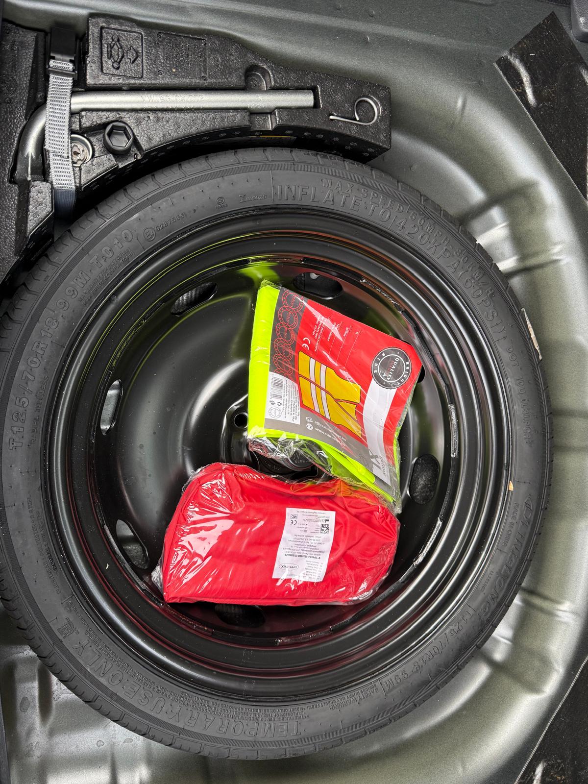 Achat VOLKSWAGEN T-ROC – LIFE 1.5 TSI 150CH DSG7 – 5P 20/11/2024 en France pour importation en Algérie (Occasion). Spécialiste Export -3 ans, CCR, Mujahid chez DJ CAR. Réf bguqgvky