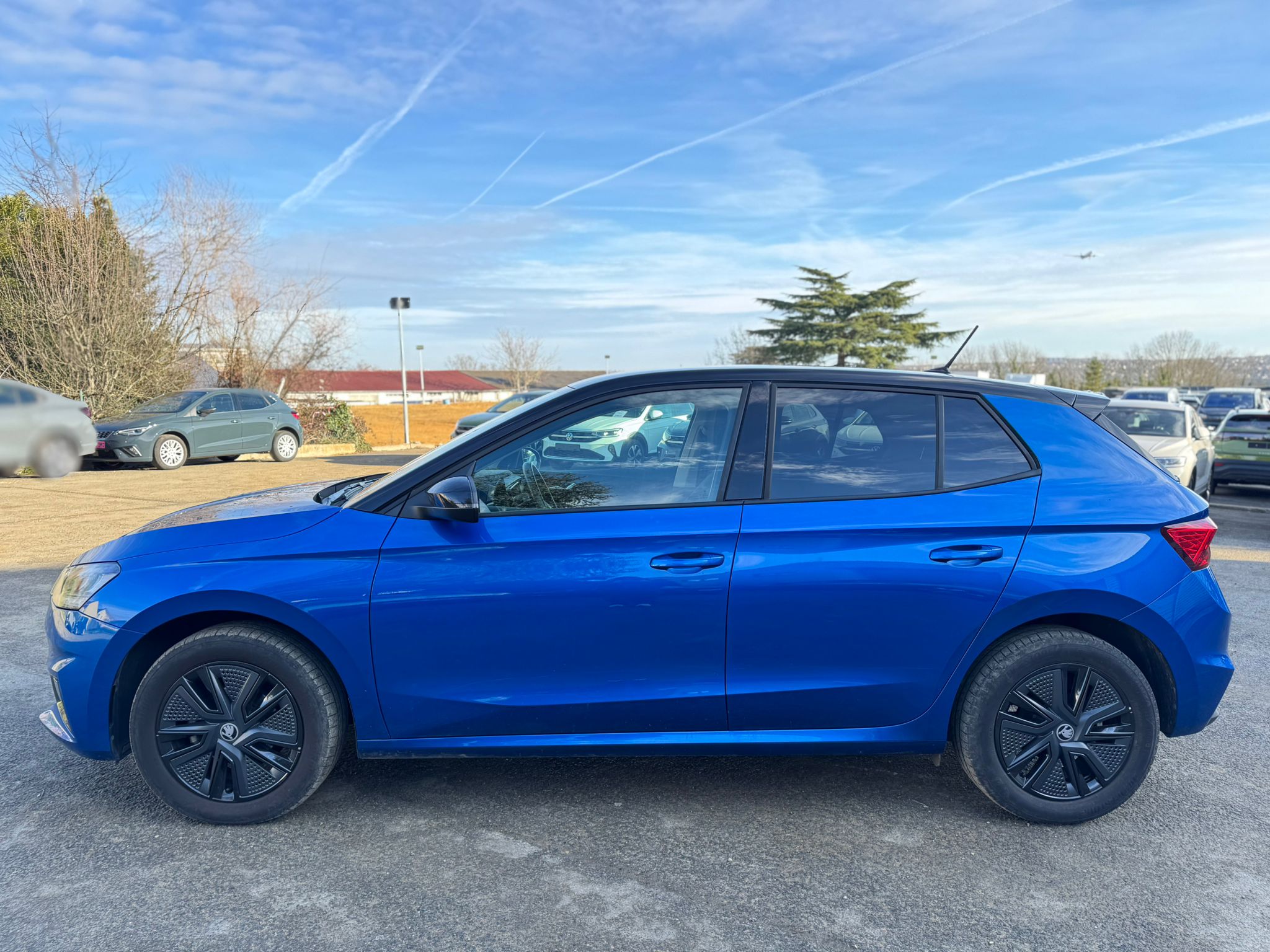 Achat SKODA FABIA 1.0 TSI EVO 95 CV 130 EDITION 06/03/2025 en France pour importation en Algérie (Occasion). Spécialiste Export -3 ans, CCR, Mujahid chez DJ CAR. Réf qi6idns